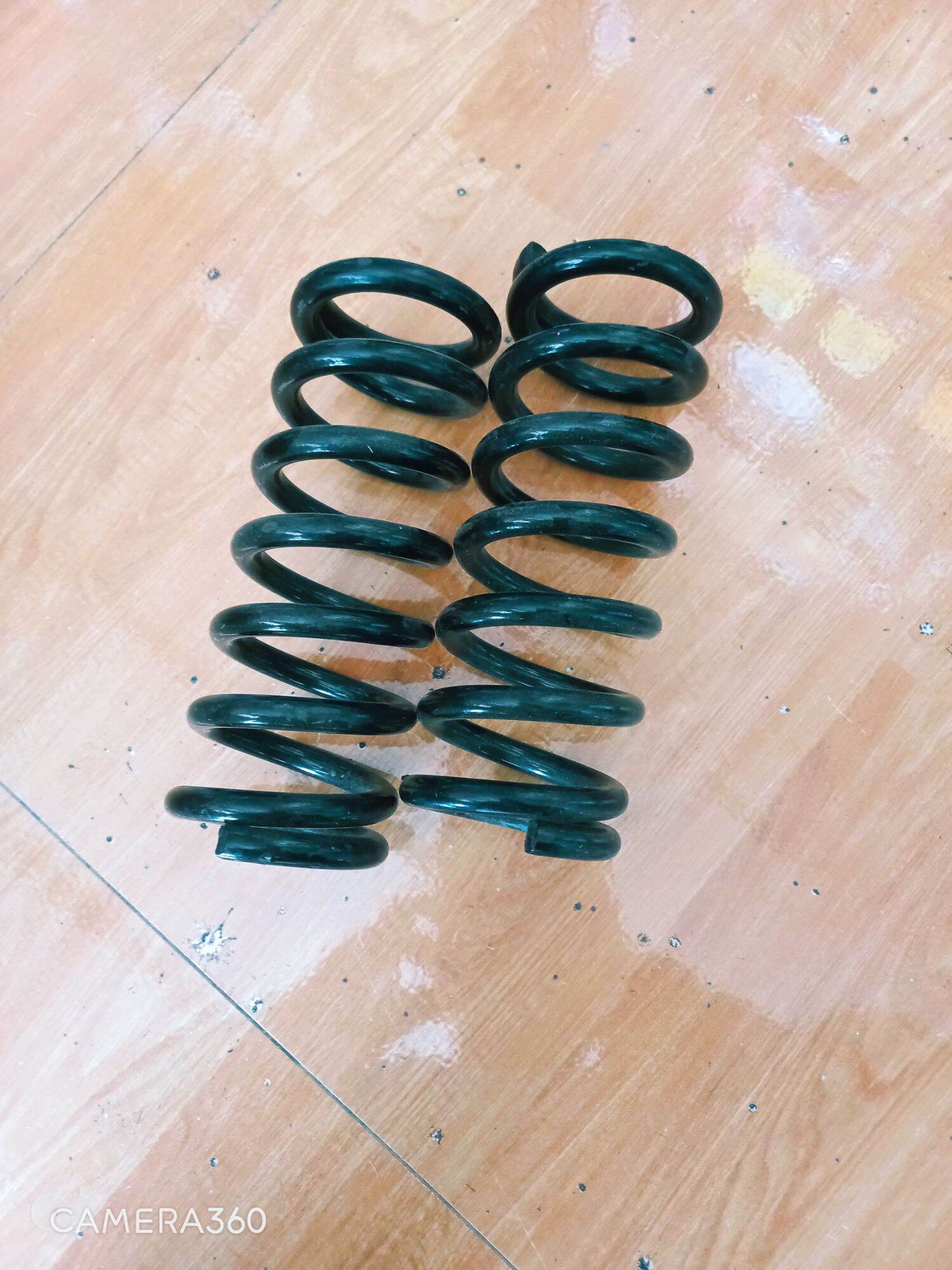 cặp lò xo nhíp xe ba gác (HÀNG BỊ TRẦY SALE RẺ)