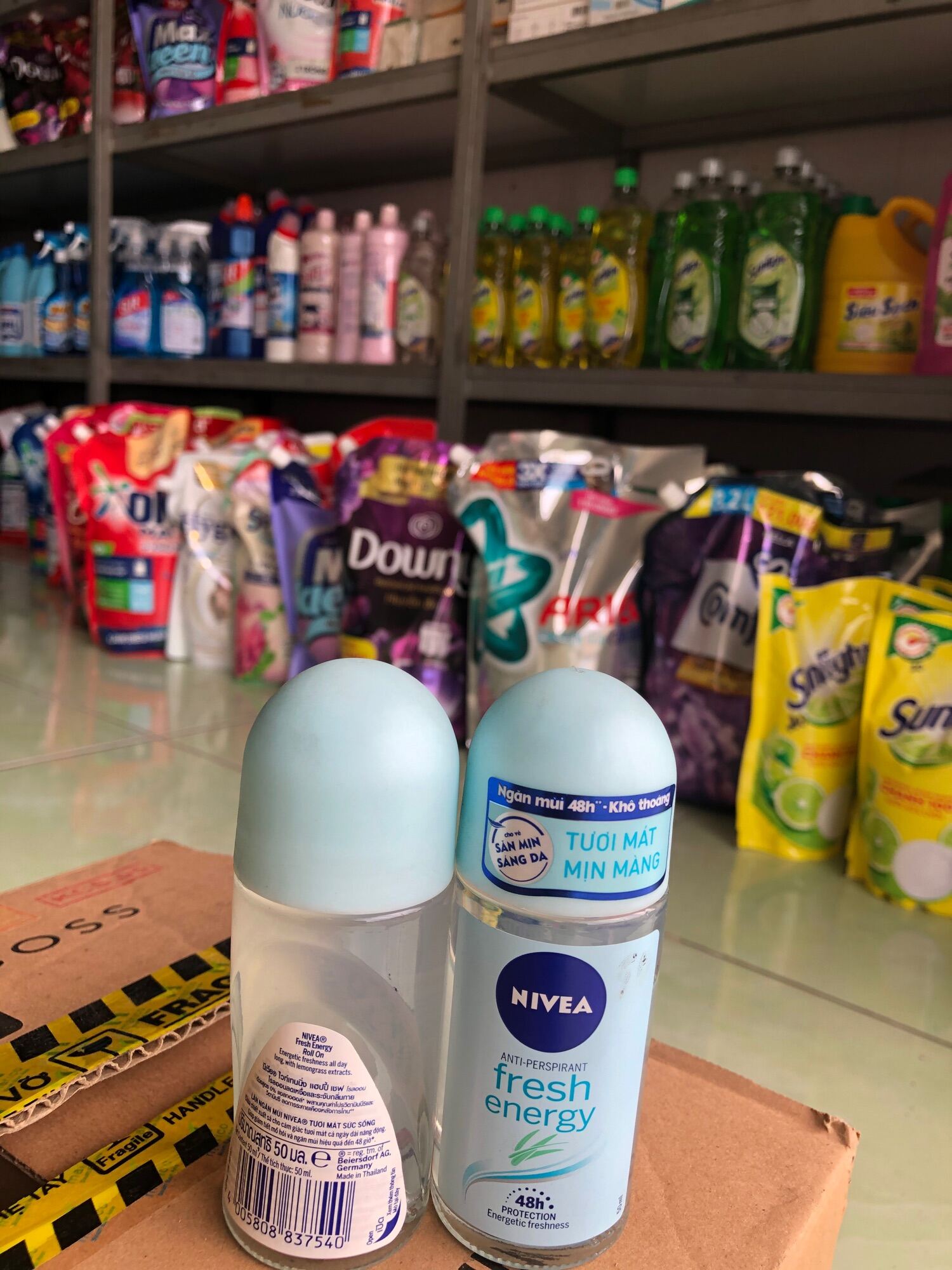Lăn khử mùi Nivea mát lạnh chai 50 mL