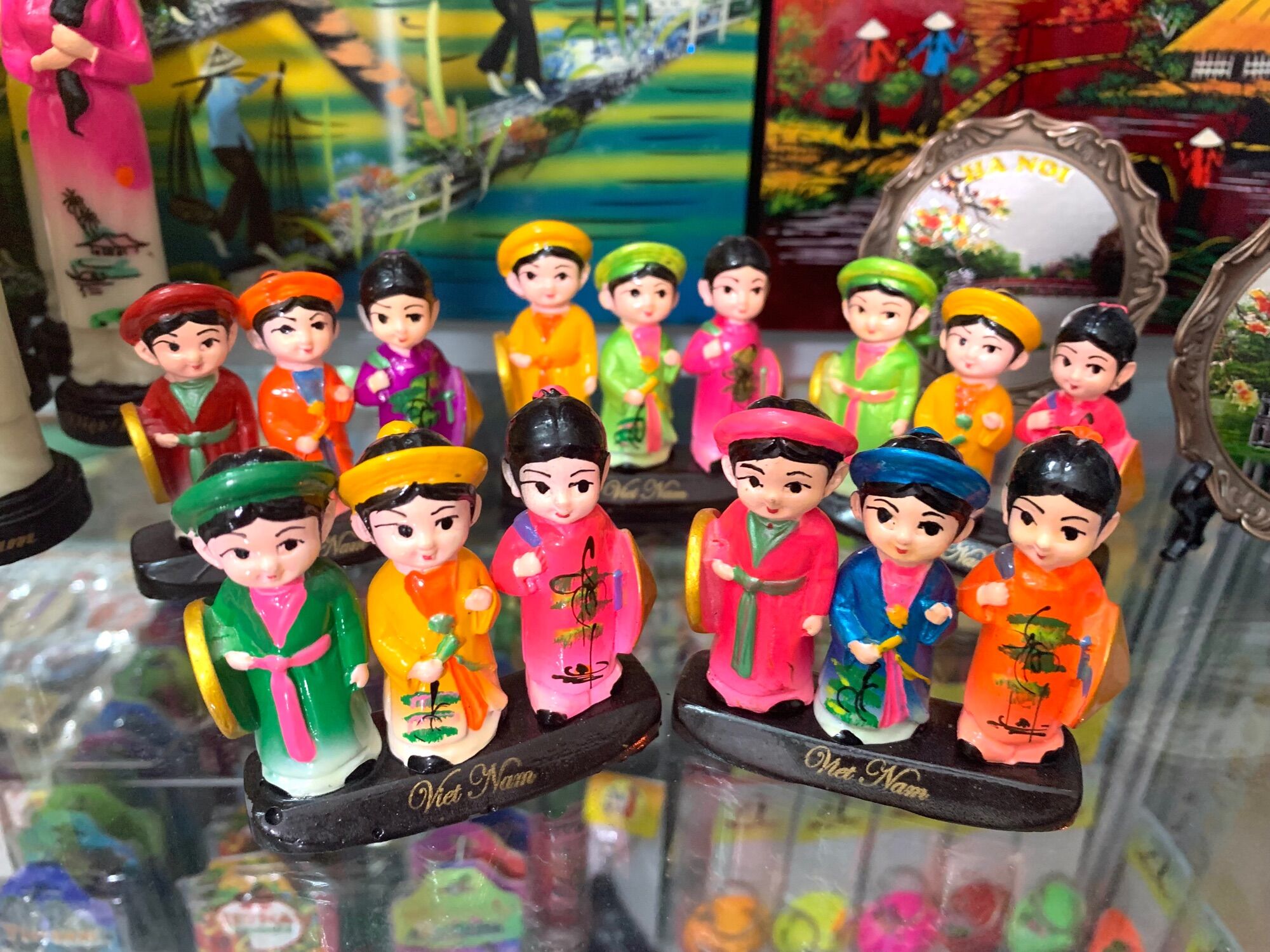 Bộ ba cô gái Bắc Trung Nam ( bé )