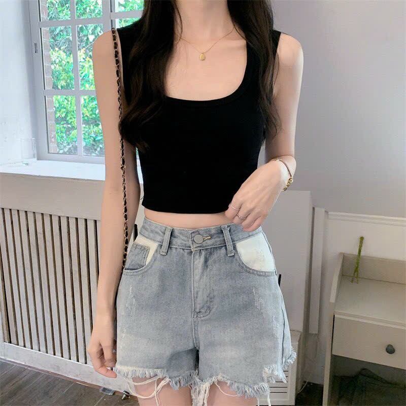 Áo crop top cổ vuông tay sát nách