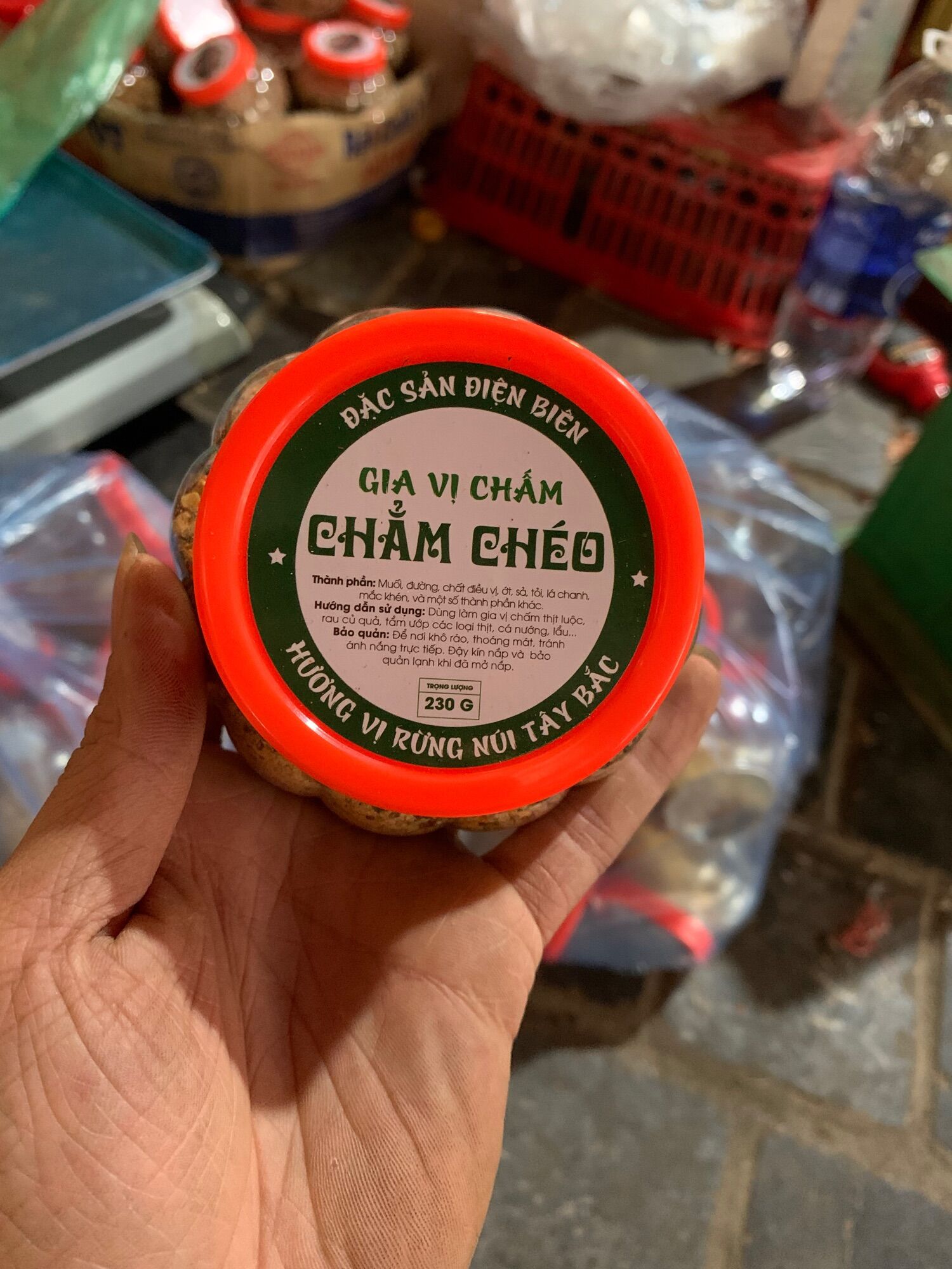 Chẳm chéo người Thái Điện Biên