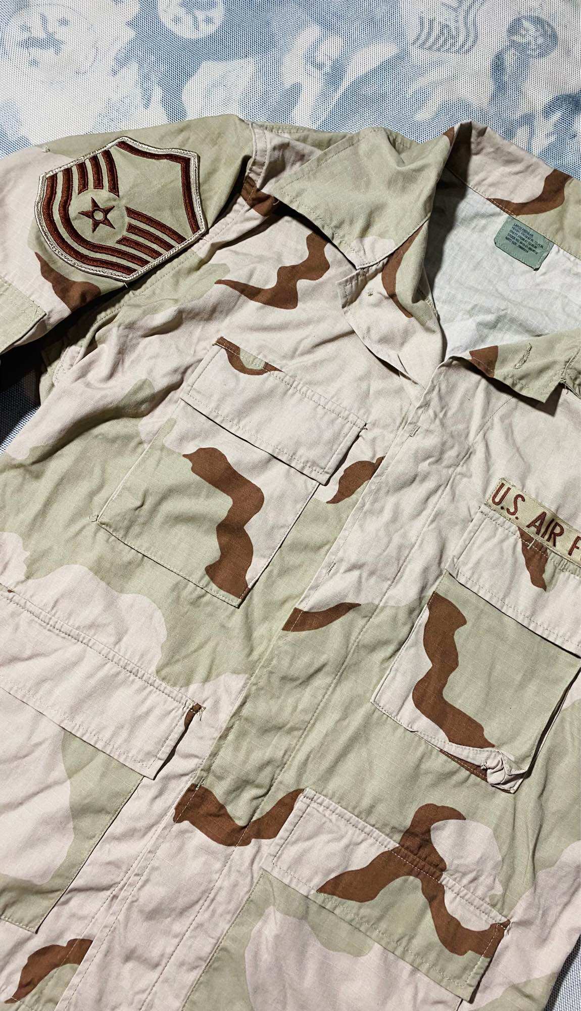 ÁO TÚI HỘP - ÁO SA MẠC USA - SIZE LARGE REGULAR = 83 -92KG