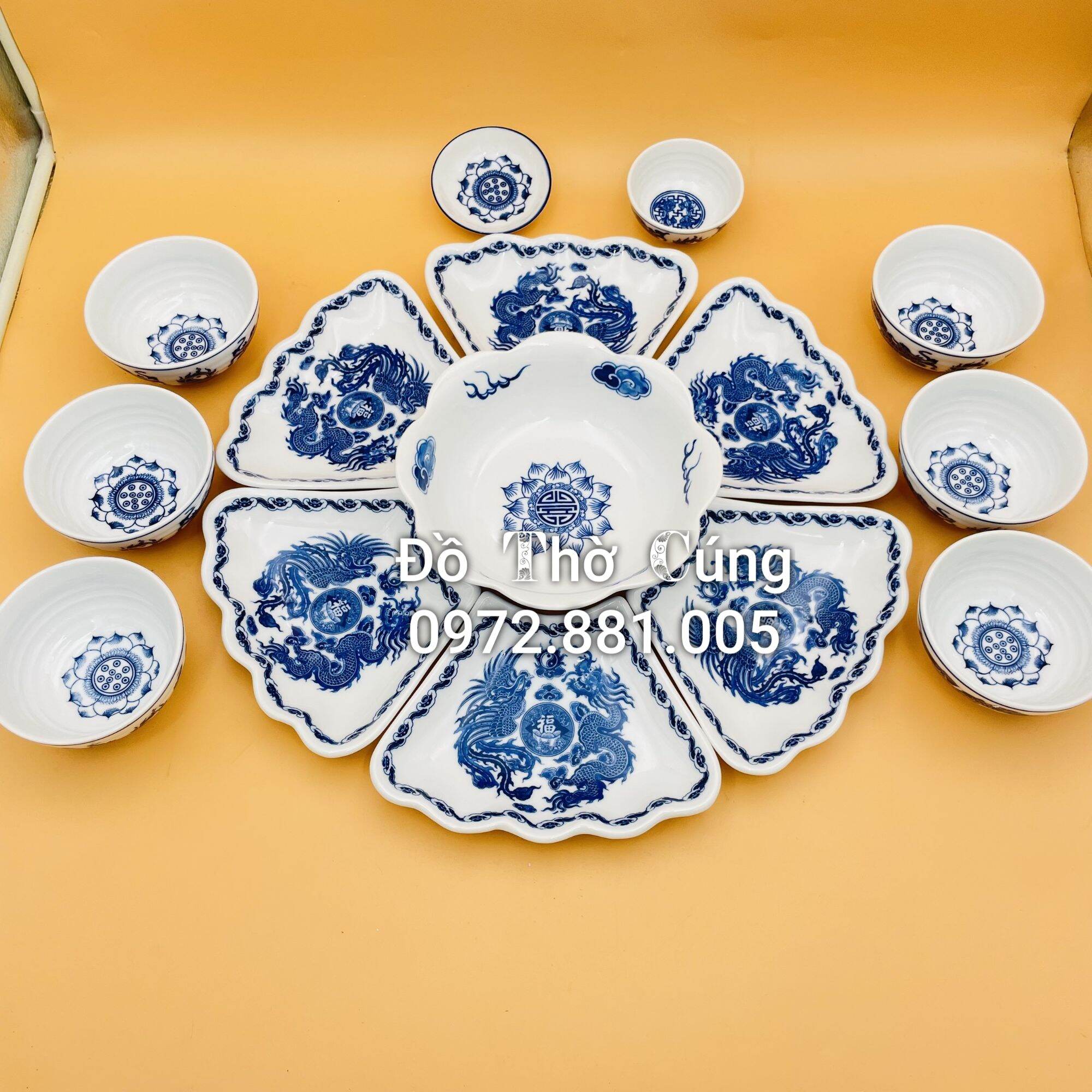 Bộ đồ ăn , bộ Bát đĩa bày cơm cúng men lam vẽ rồng Phượng