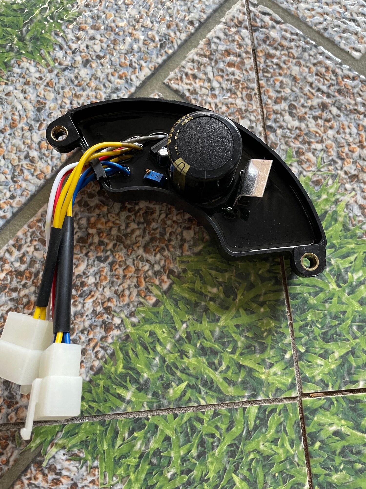 Avr máy phát điện 5kw 6 dây