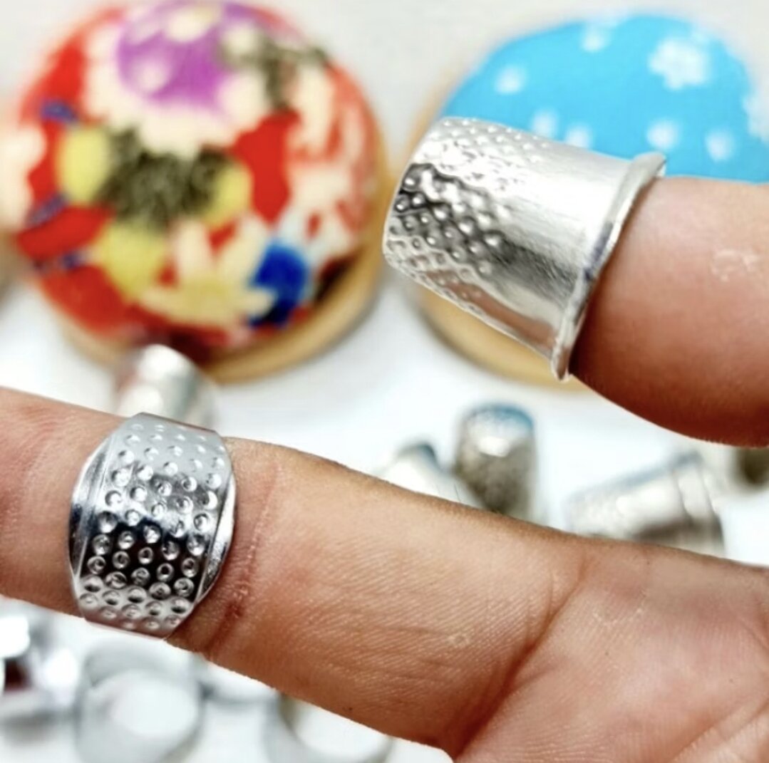 [🔥HOT DEAL ] (3 cái )Dụng cụ đè kim inox dành cho may vải cứng, thêu không bị đau tay