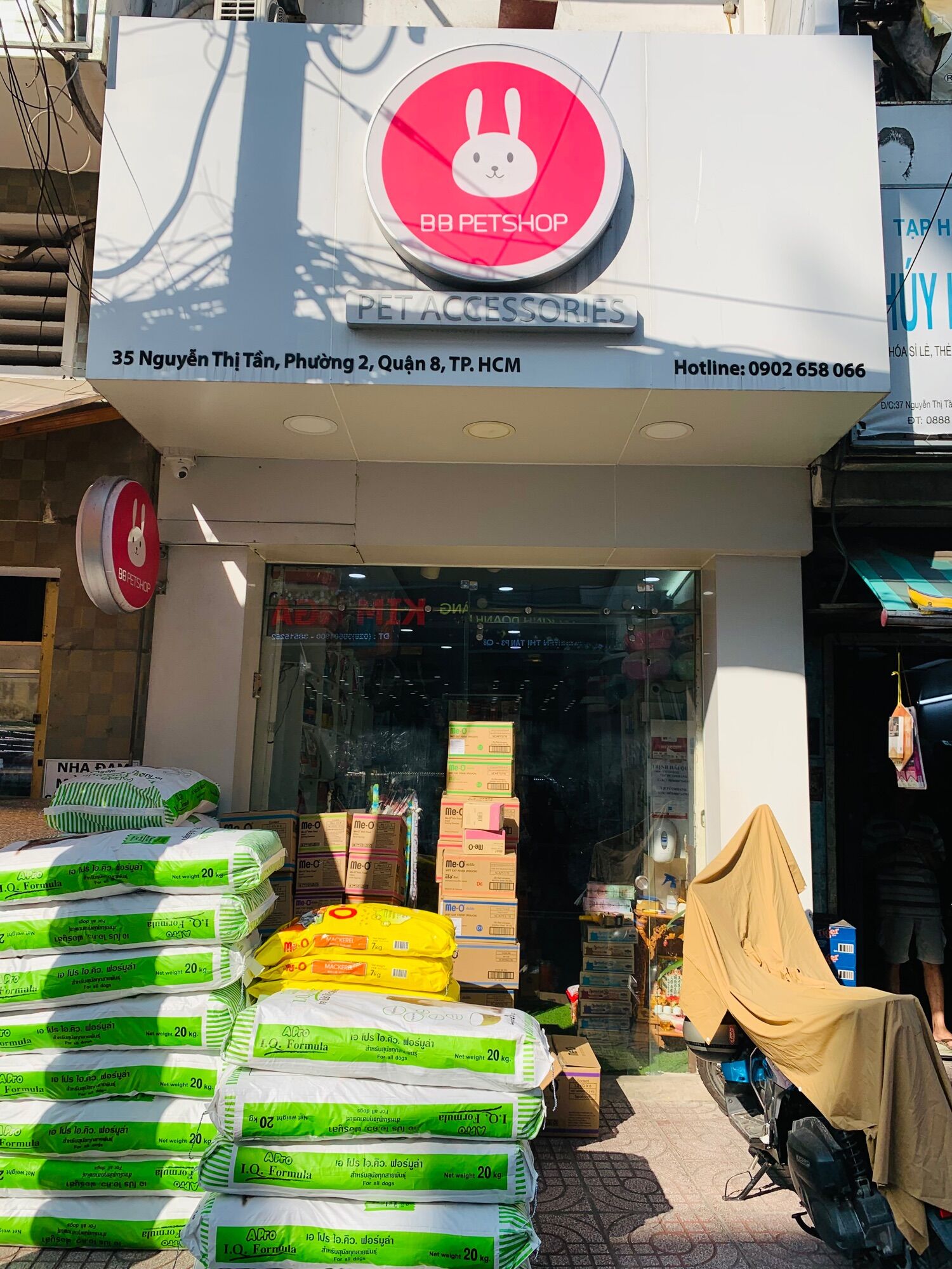 Thức ăn hạt khô cho chó con Classic bao 10kg ( có 25 gói 400g)
