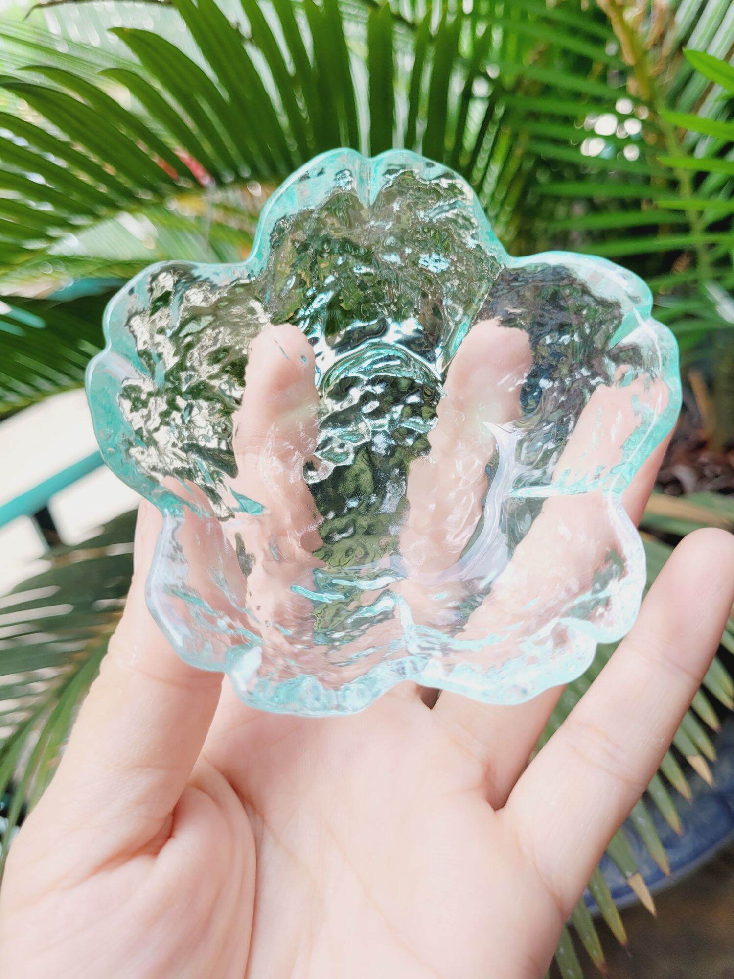 Chén Hoa Anh Đào Thủy Tinh 8.5cm Kiểu Đẹp
