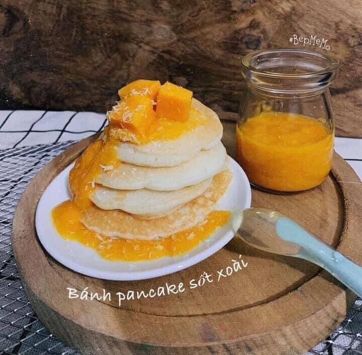 Bột làm bánh Pancake Wakodo cho bé ăn dặm 9m