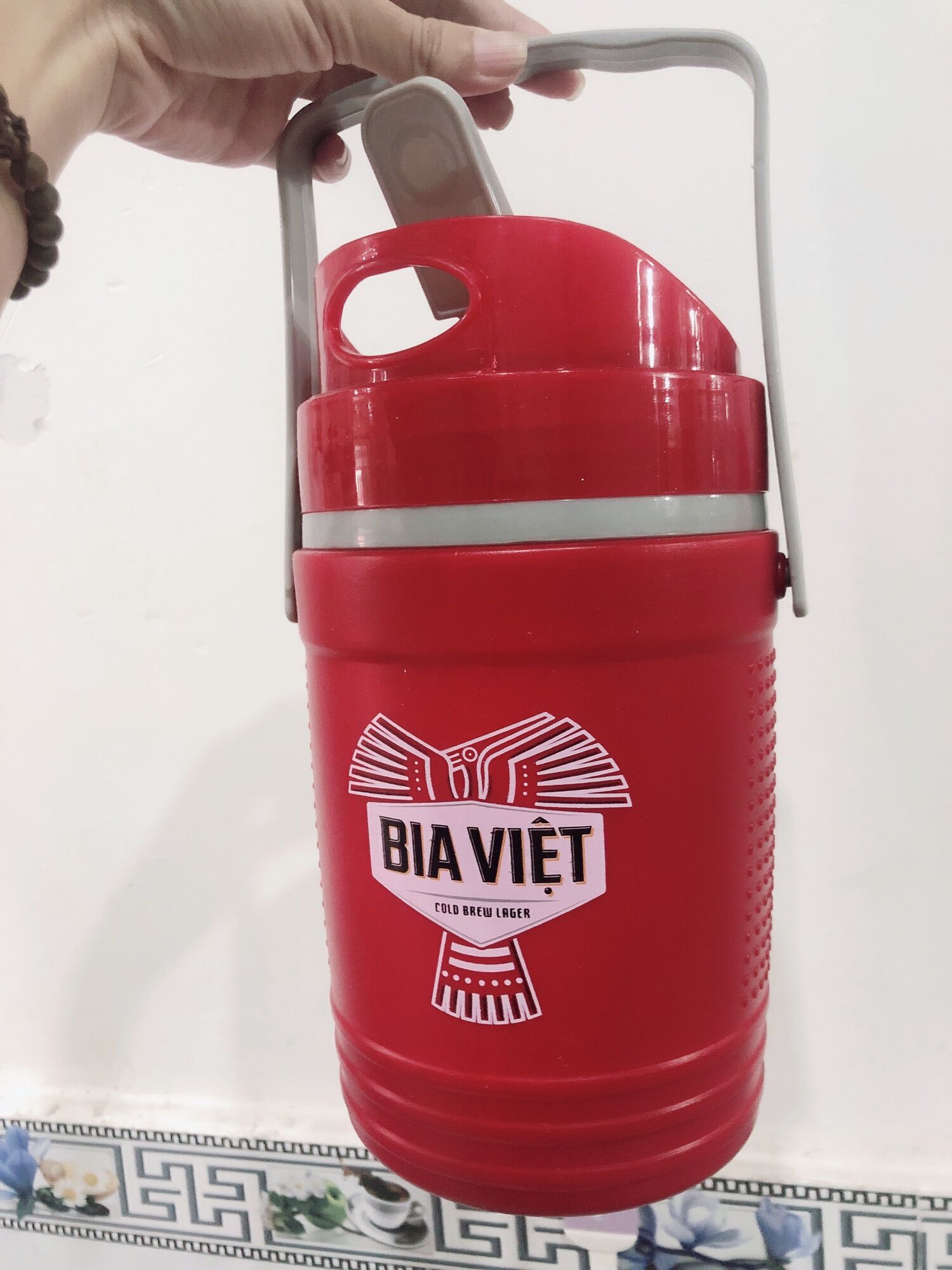 Ca nước giữ nhiệt 1.5L có tay cầm