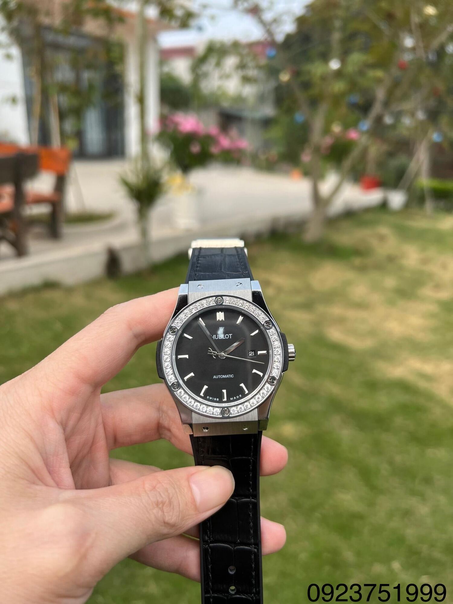 Đồng Hồ Nam Hublot Đen Niềng Đính Đá Cao Cấp - Máy Cơ Automatic Nhập Khẩu