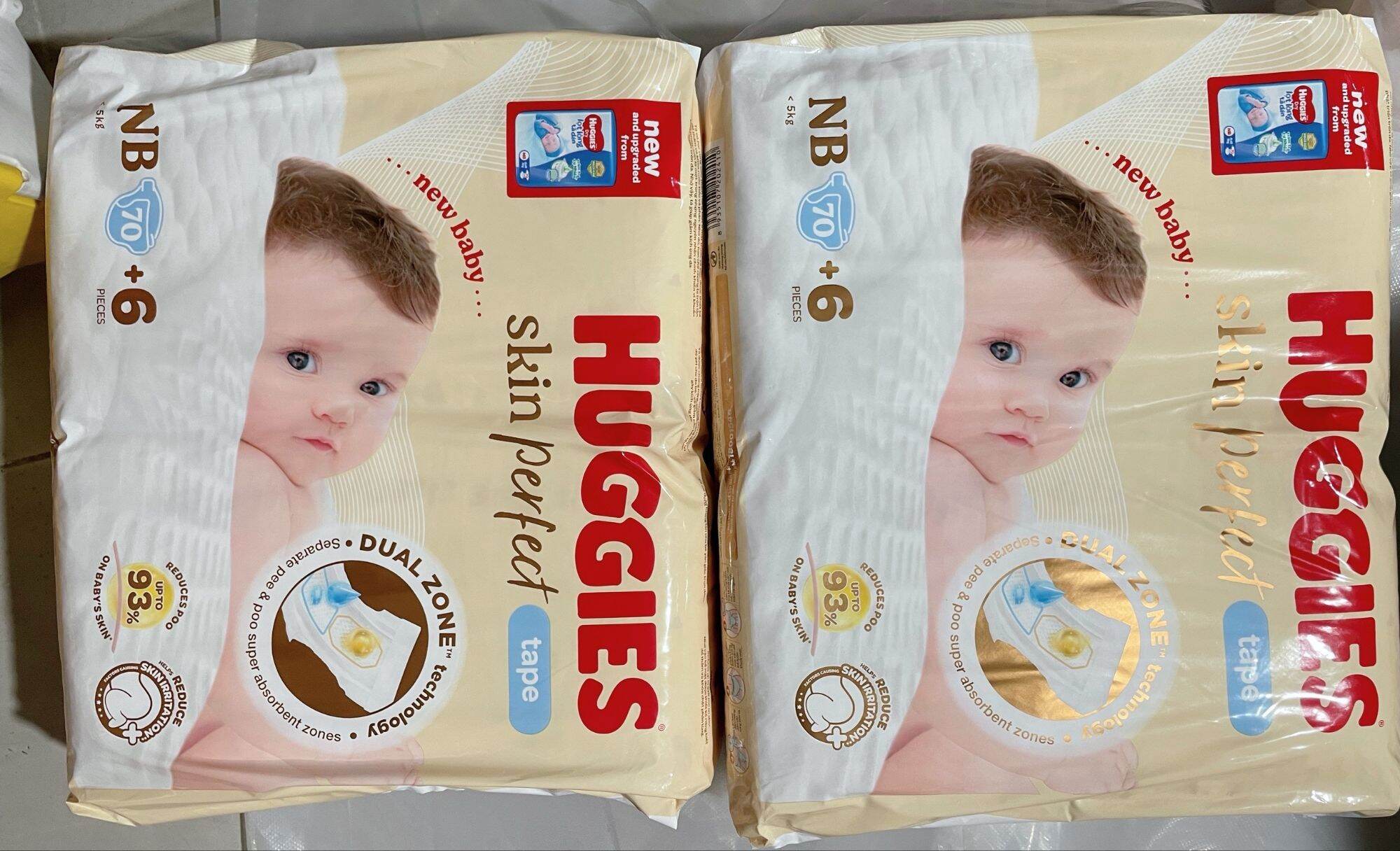 (Tặng 12 miếng) Mẫu mới Combo 2  tã dán sơ sinh Huggies  NB 70 miếng (dưới 5kg)