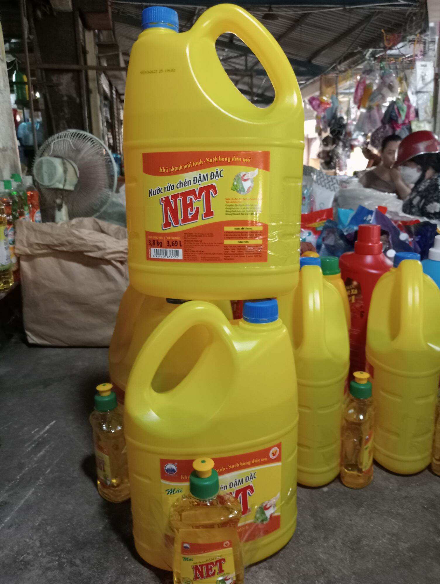 NƯỚC RỬA CHÉN ĐẬM ĐẶC NET TẶNG CHAI 250g