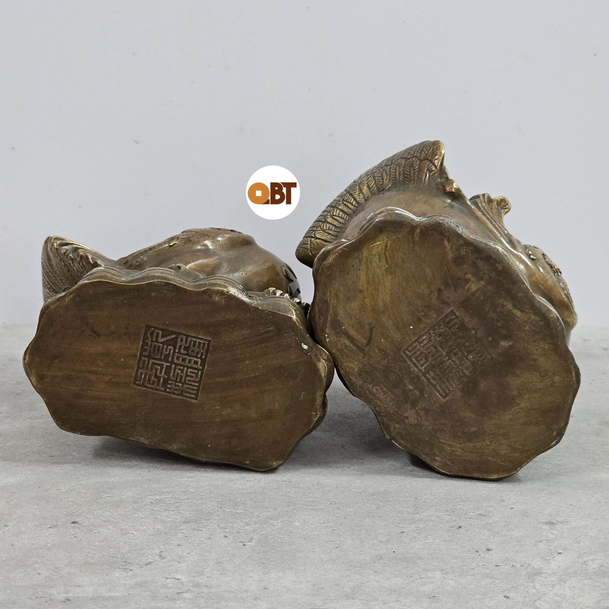 Cặp gà trống mái bằng đồng