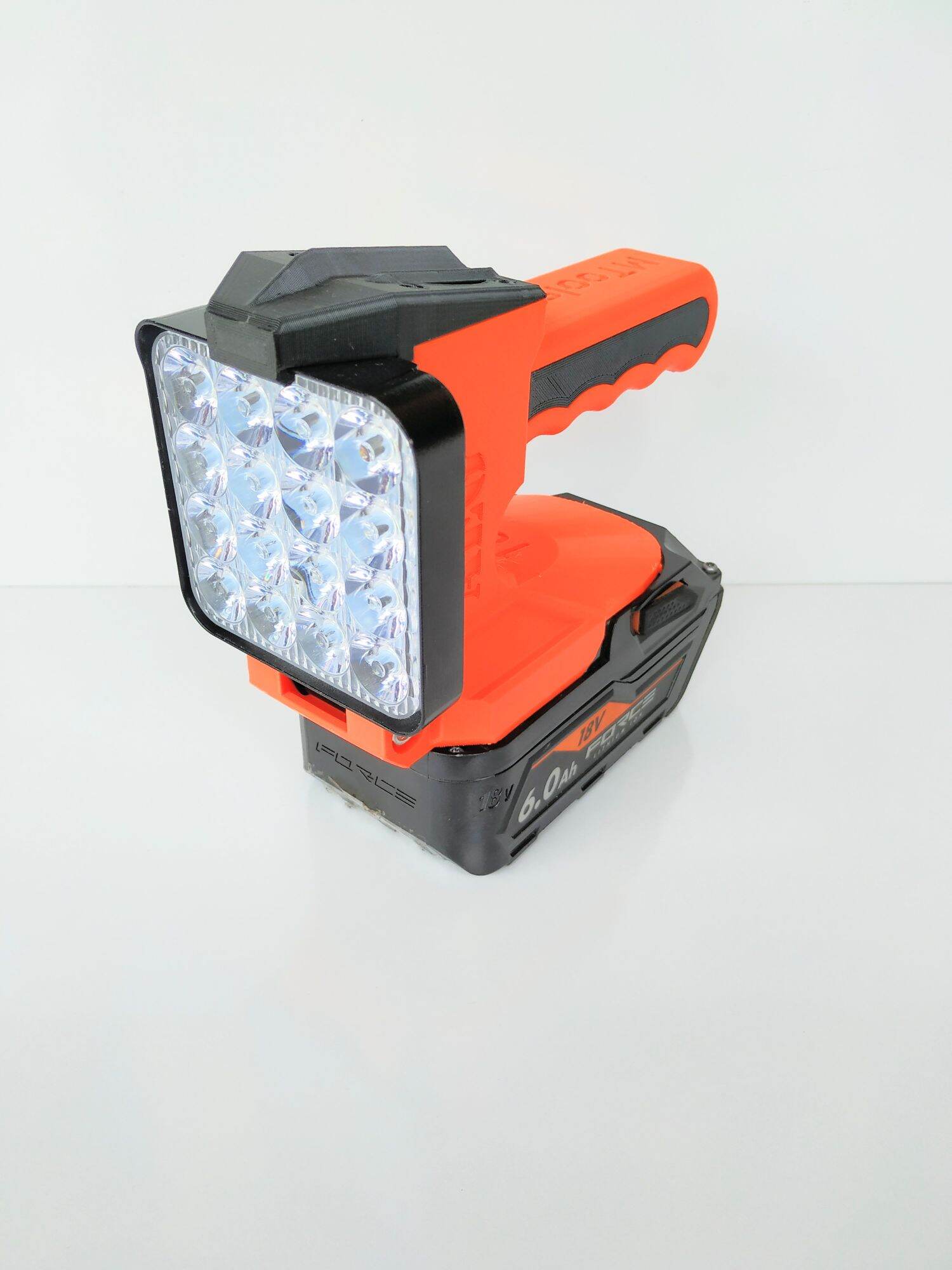 Bảng giá Đèn LED dùng pin AEG RiDGiD 18v in 3D (ko bao gồm pin sạc)