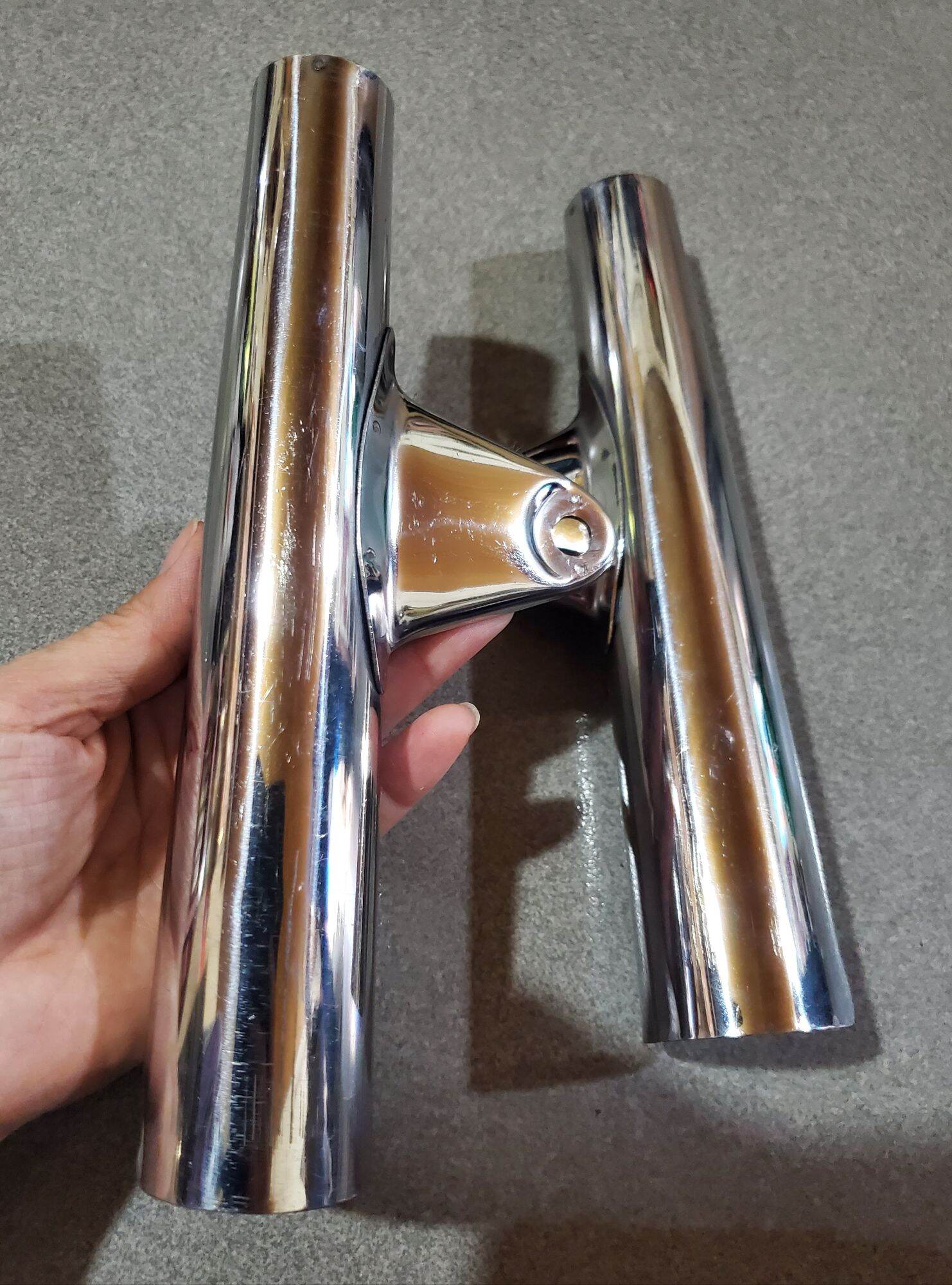 Stainless Steel Rabbit Ears Attached to the Car 67