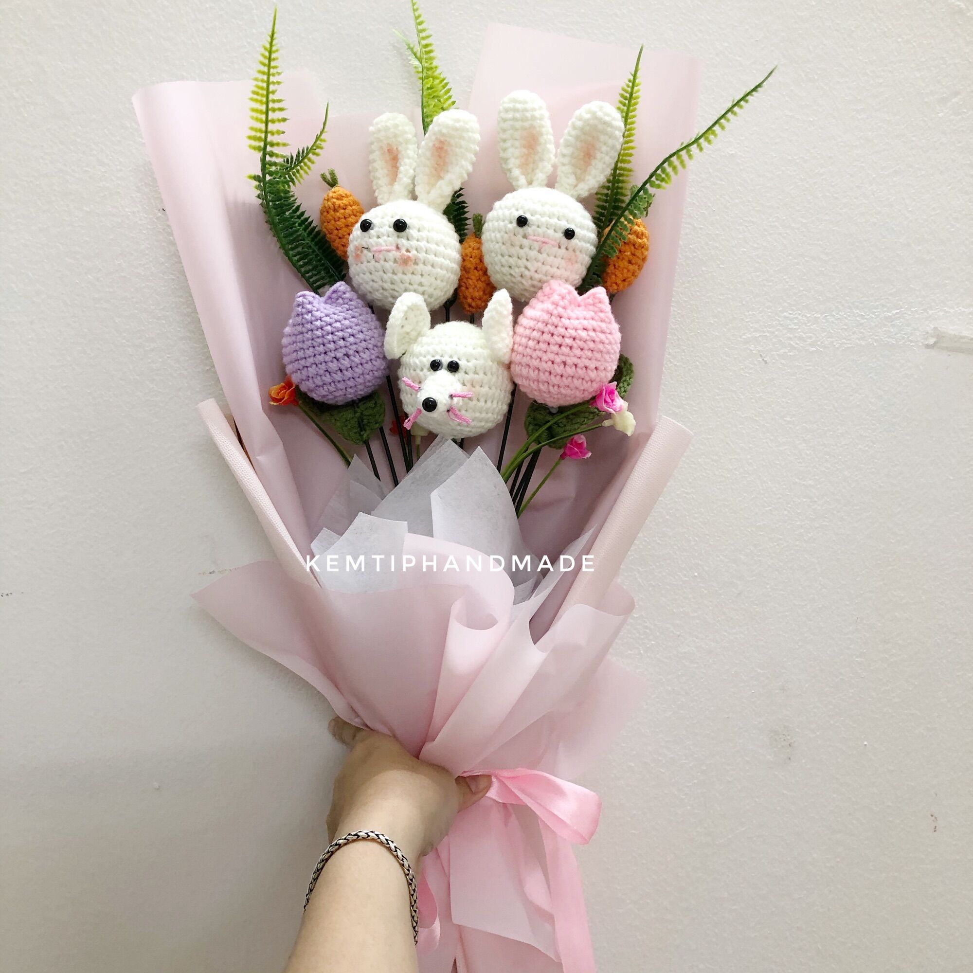 Hoa gà, lợn bằng len móc tay handmade