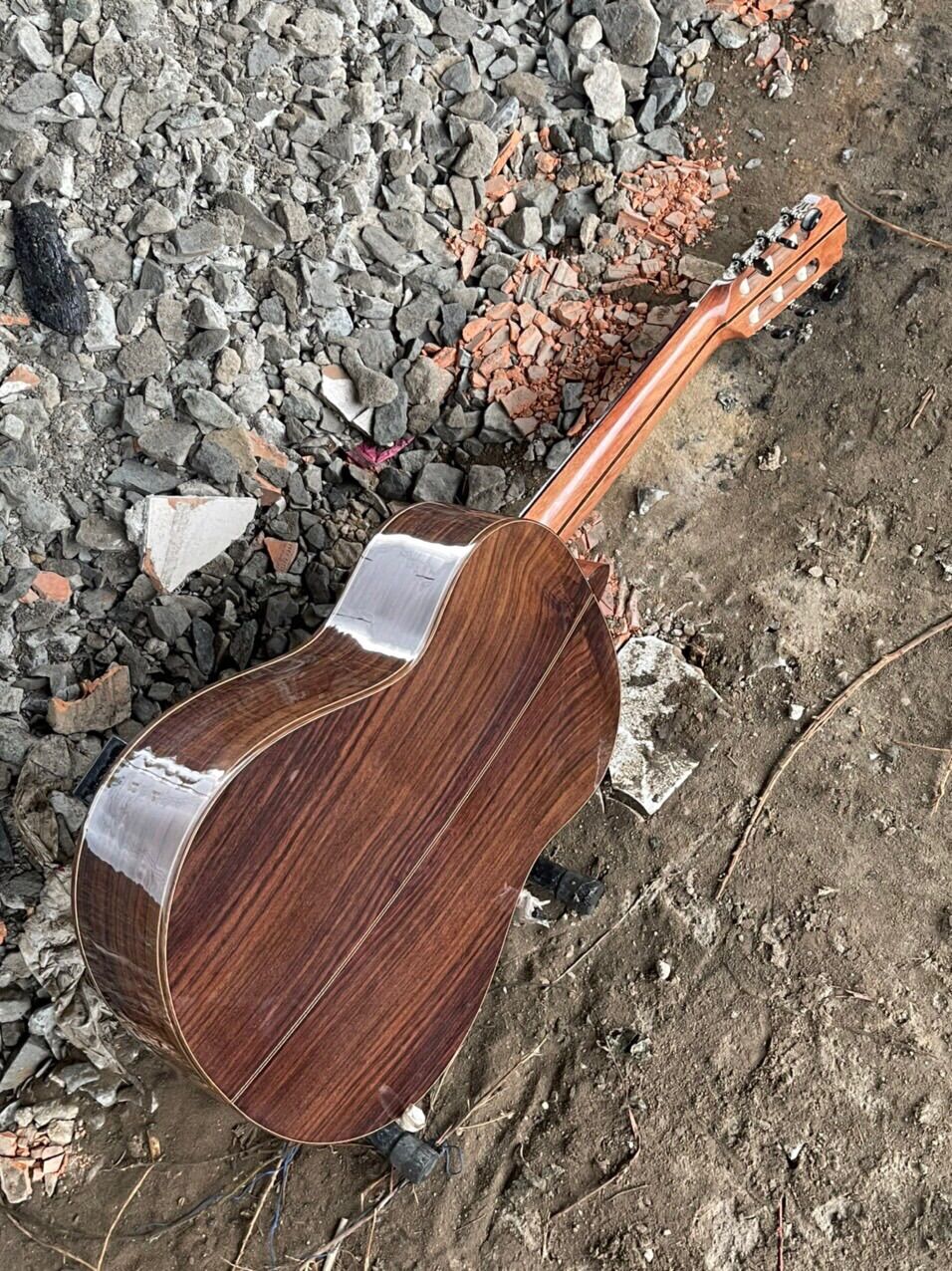 GUITAR CLASSIC GỖ CẨM ẤN ĐỘ VÁT TAY VIP