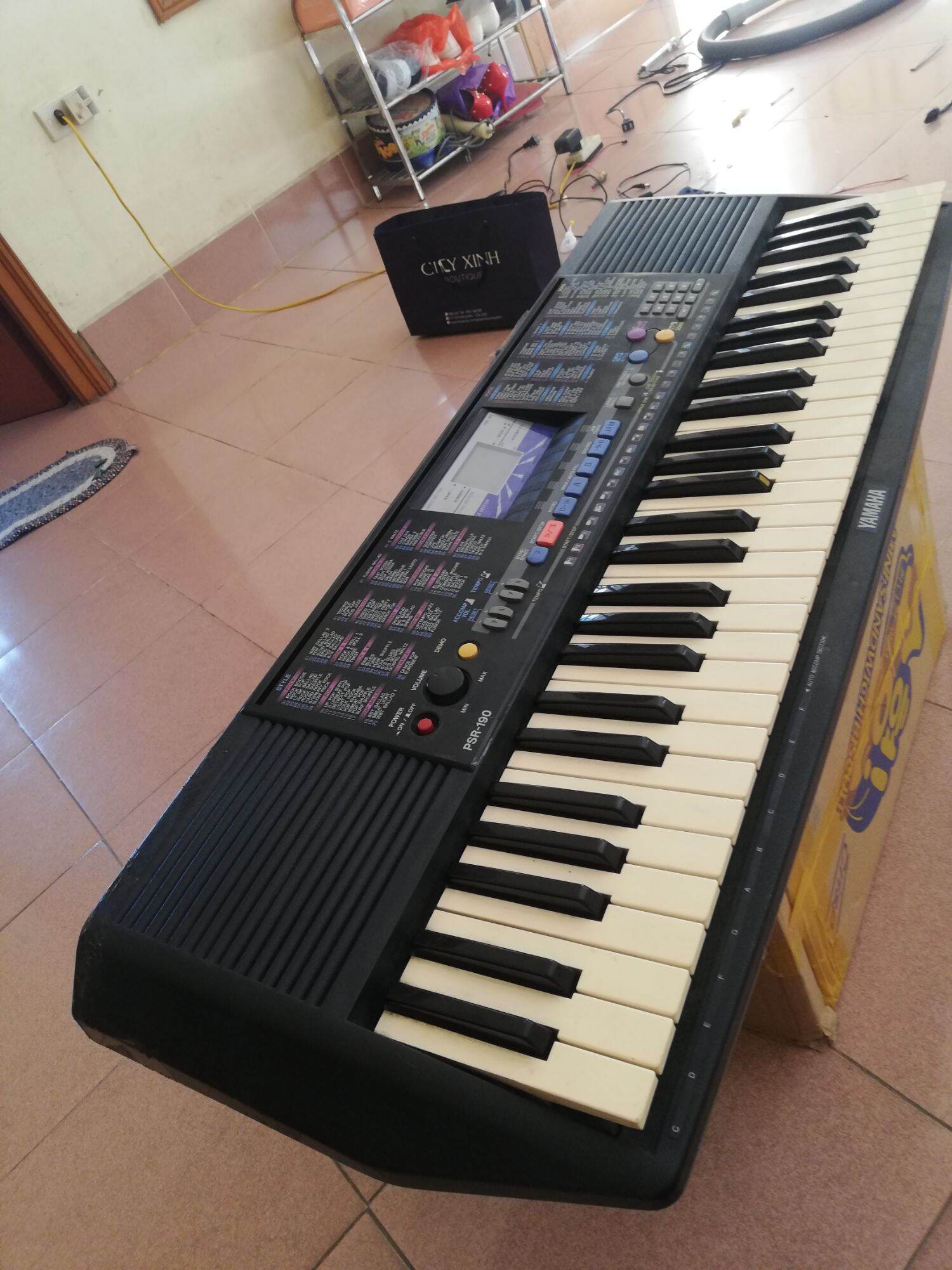 Đàn organ Yamaha psr 190