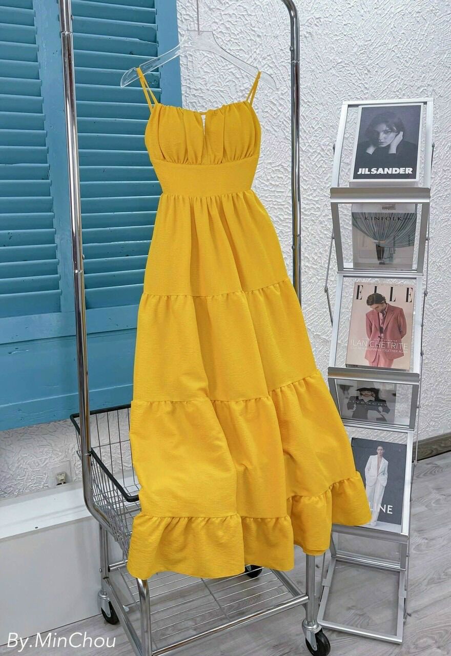 Đầm maxi dài hở lưng vải xốp màu trơn