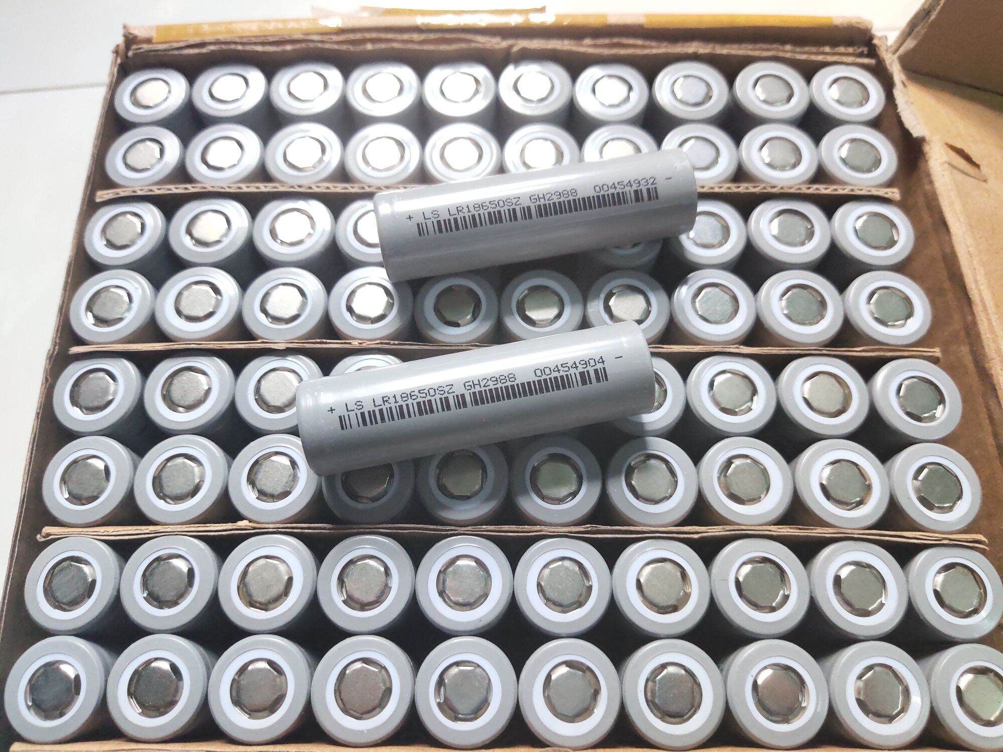 Pin 18650 lishen xám dung lượng 2500mah