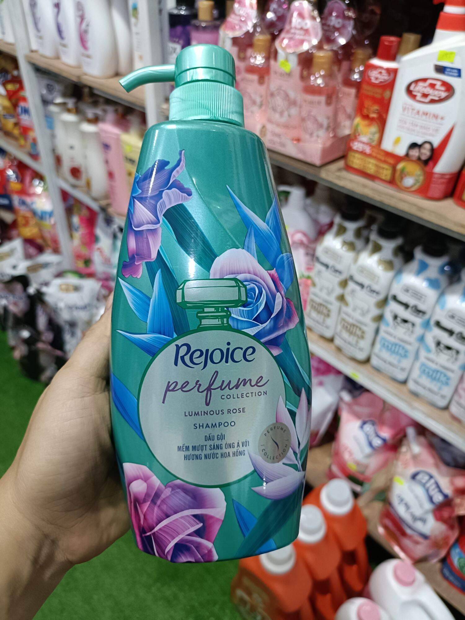 dầu gội rejoice hoa hồng chai 630ml
