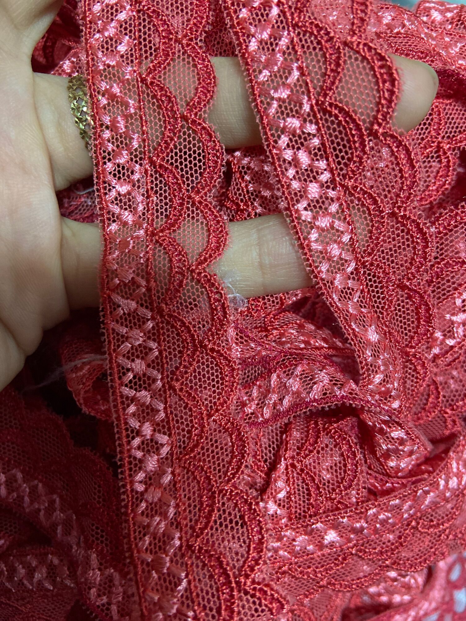 Ren viền màu dùng pha phối trang trí side 2cm(R7)