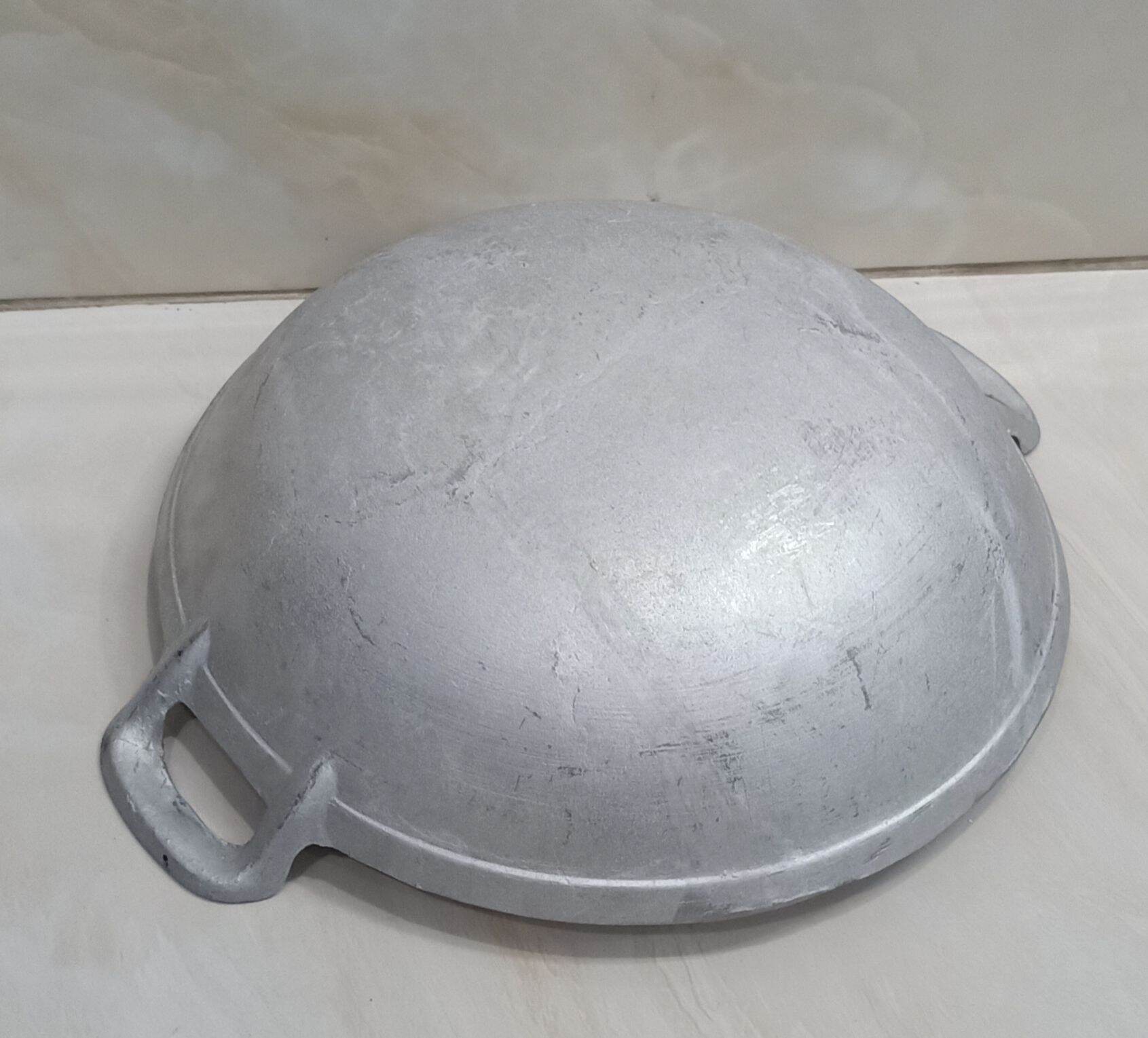 Hand-Casted Cast Iron Pan 30.5 cm (Iron Frame)