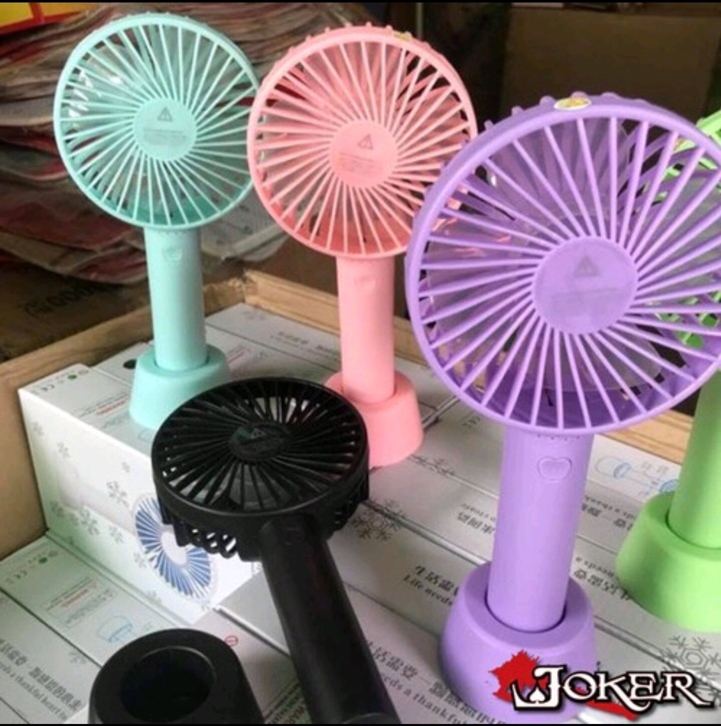 Quạt Mini Tích Điện Cầm Tay 3 Chế Độ Gió