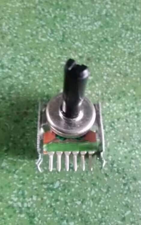 5- chiết áp 6 chân ngang 16mm