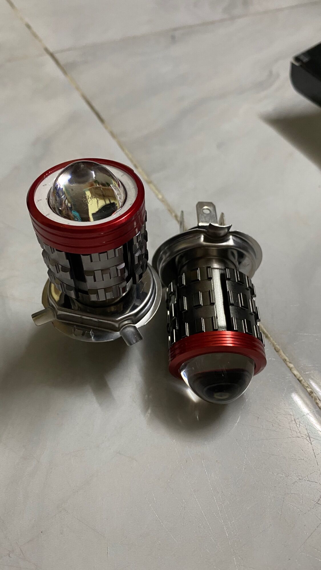 đèn H4 bi cầu BMA sáng 4 chế độ