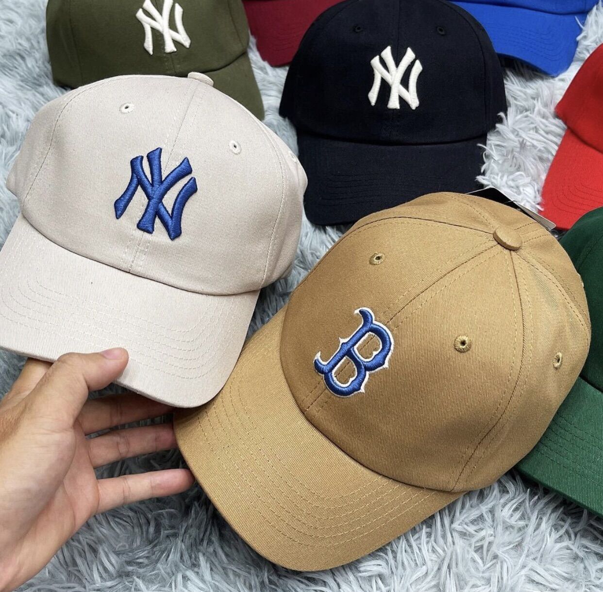 Mũ MLB full màu ( hàng xuất chuẩn)
