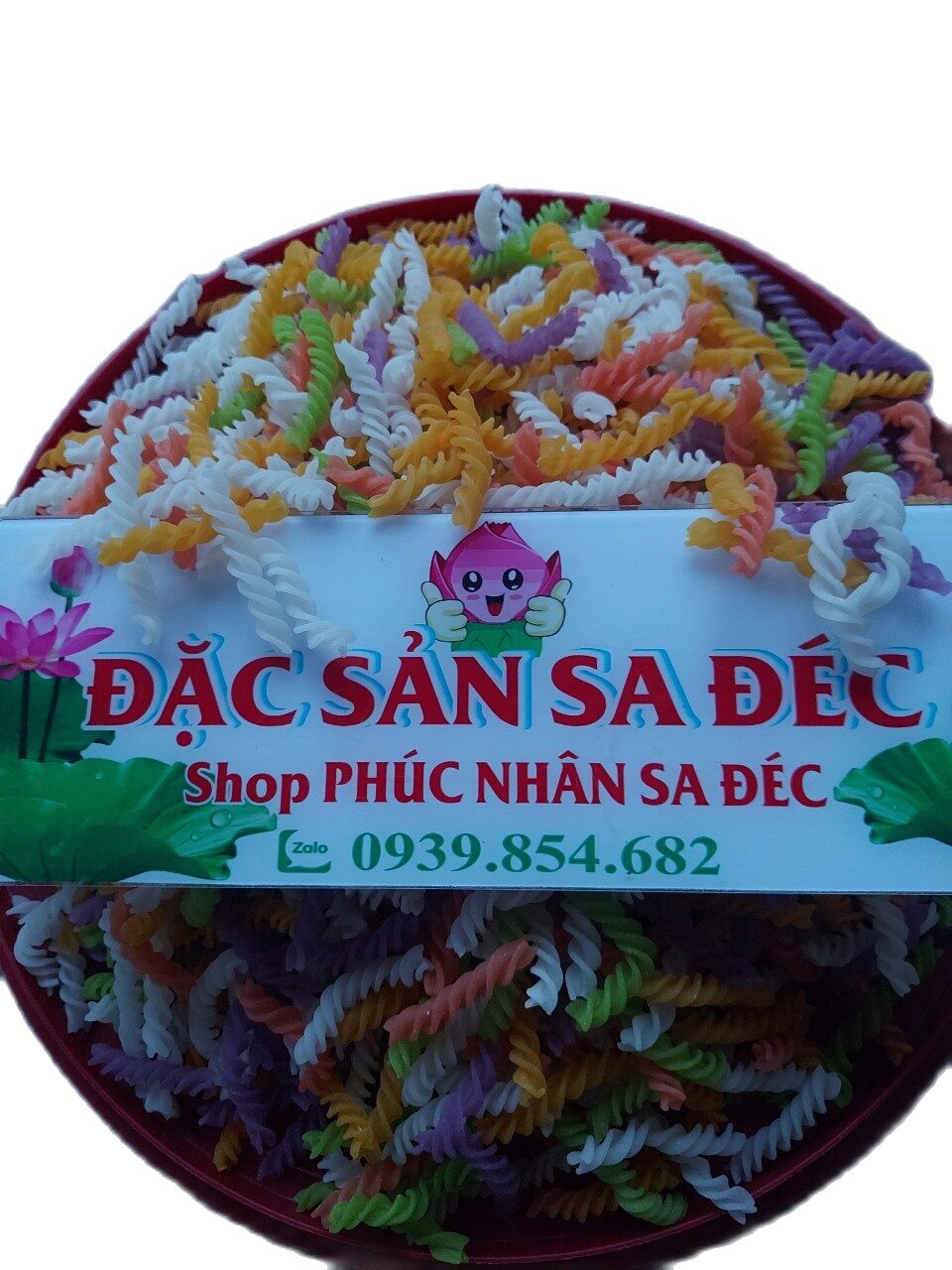 500 Gram . NUI XOẮN RAU CỦ .nui ngon
