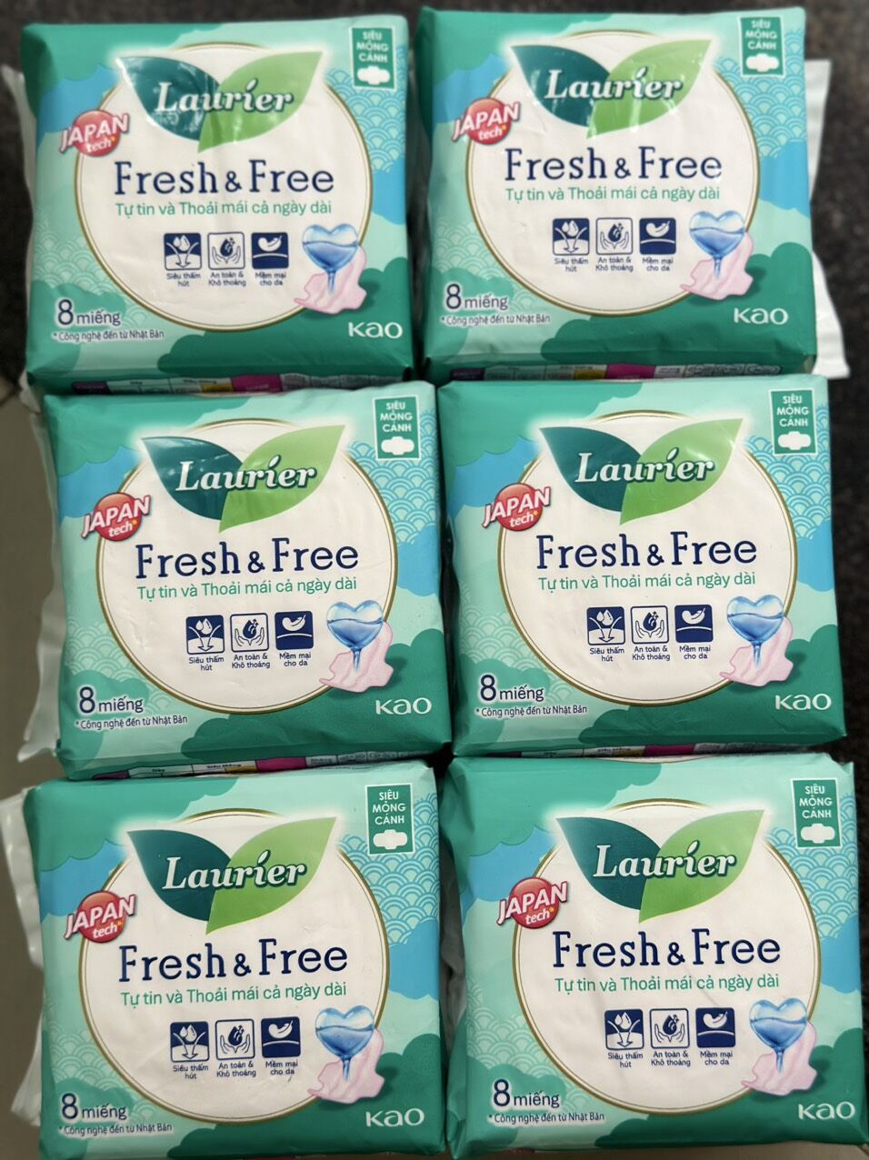 Laurier Ultra Thin Sanitary Pads 8 Pieces [Combo of 4 Packs]