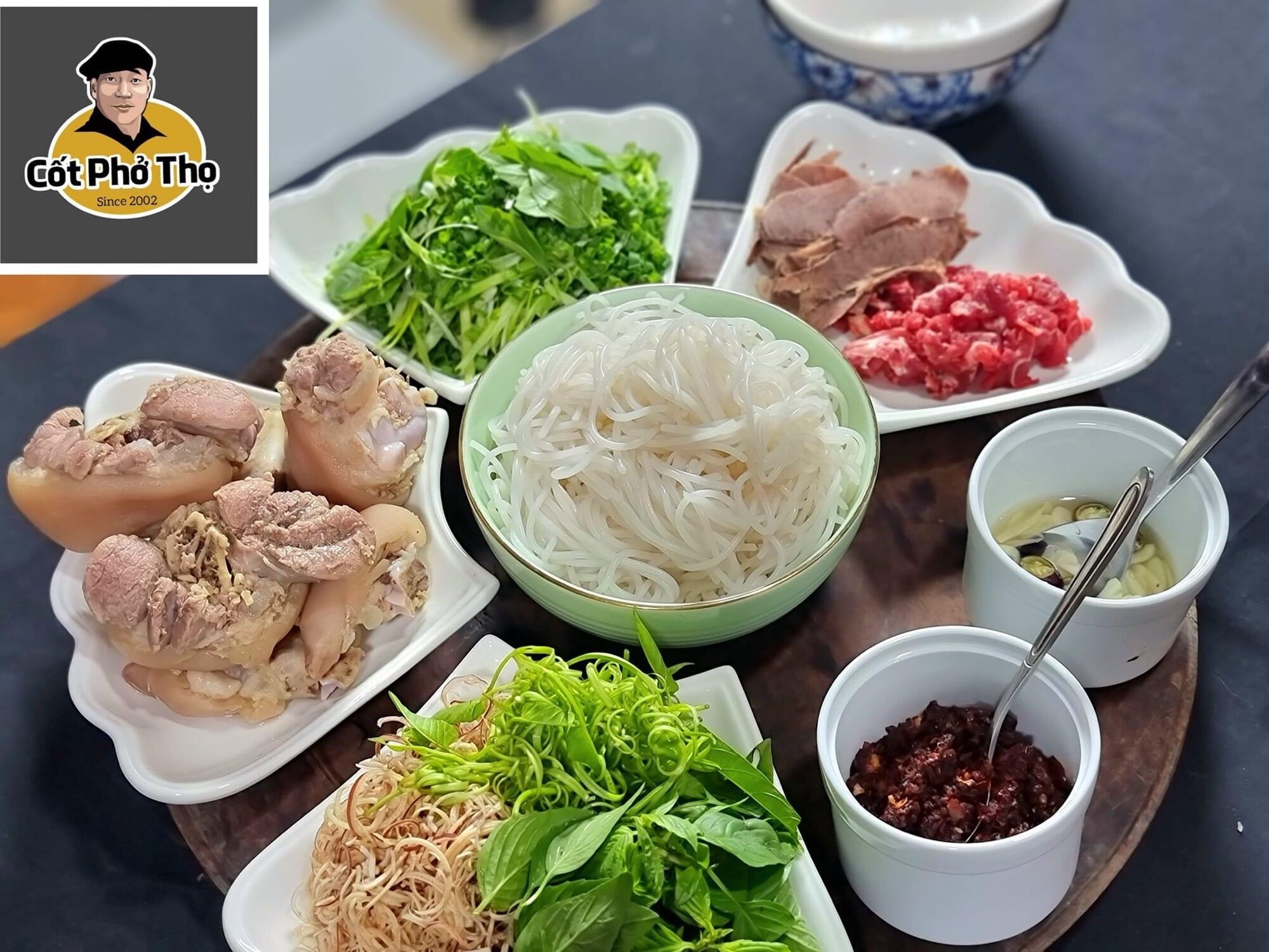 Nước cốt bún bò Huế