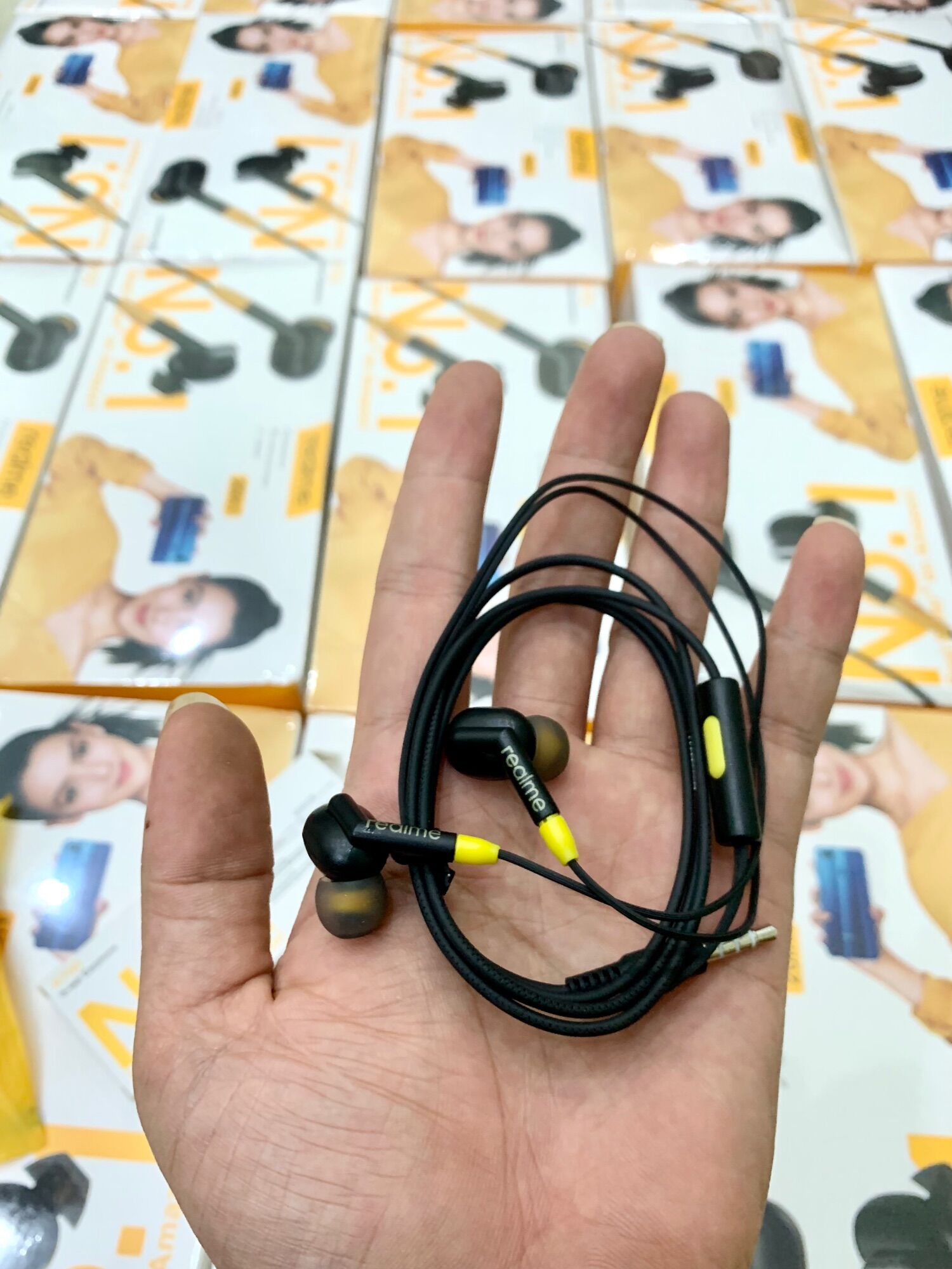 Tai nghe realme chân 3.5