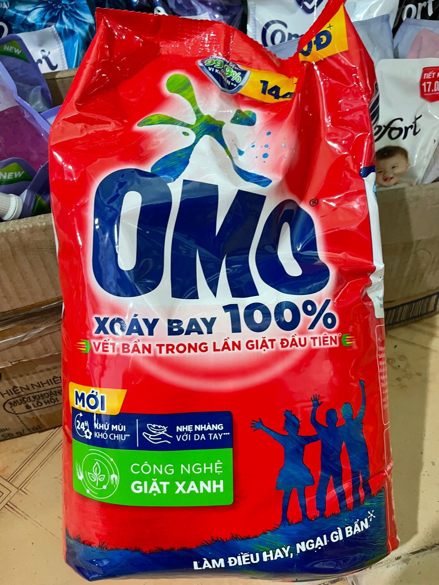 Bột giặt Omo 6kg mẫu mới công nghệ xanh