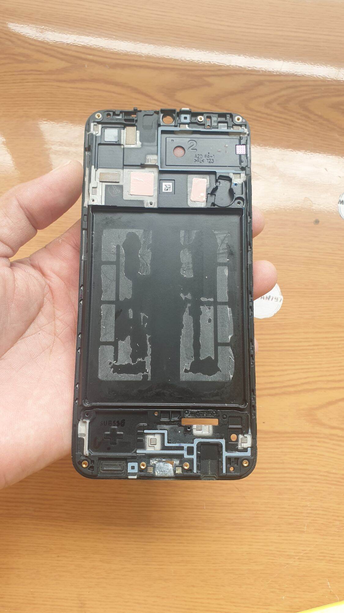 Khung lắp màn điện thoại Samsung A20