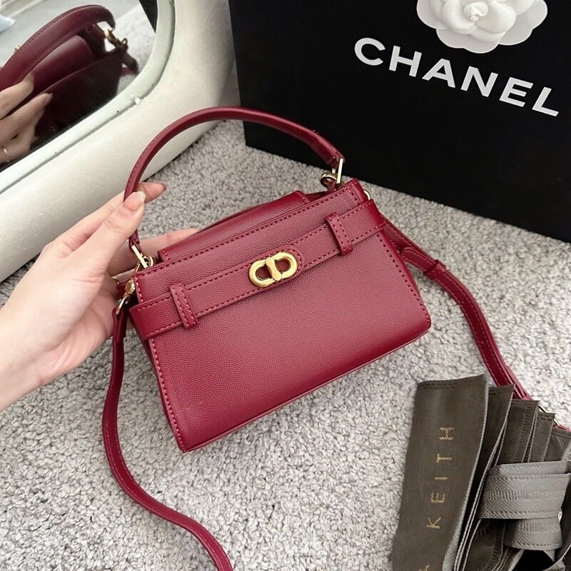 Túi c.k khoá cài ngang size 20cm xuấttt mới 2023