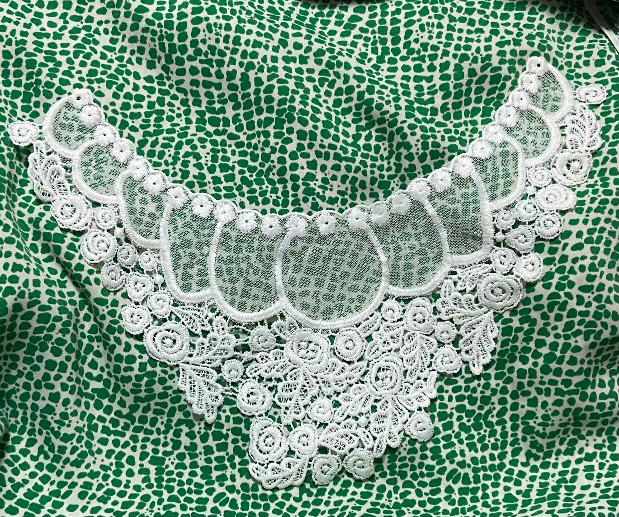 Ren cổ áo dùng pha phối trang trí váy áo sang đẹp
