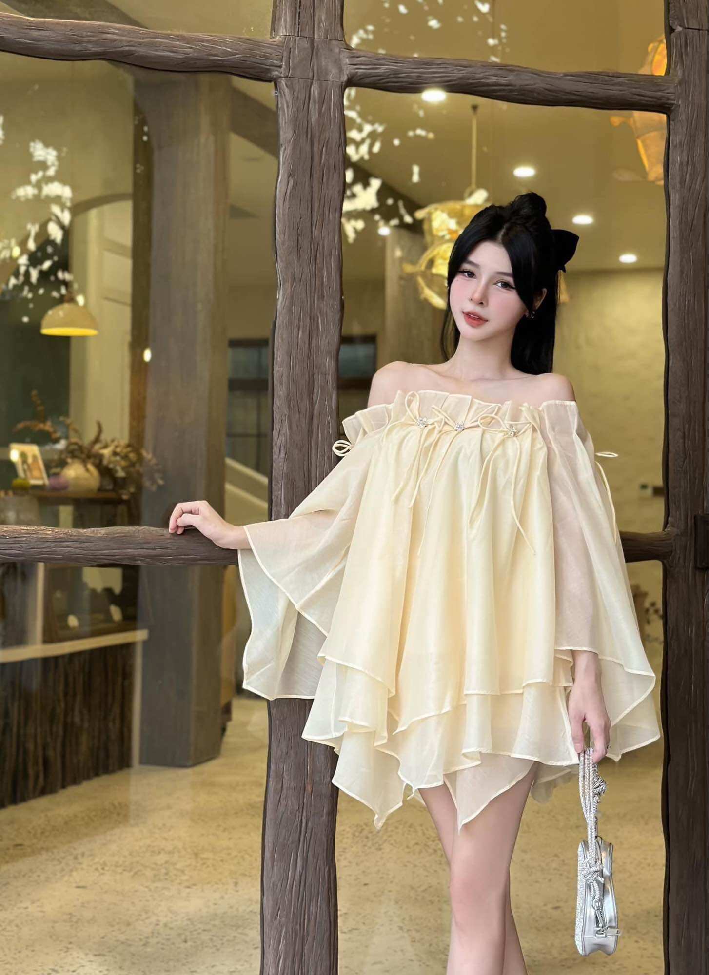 Set váy tơ tầng trễ vai