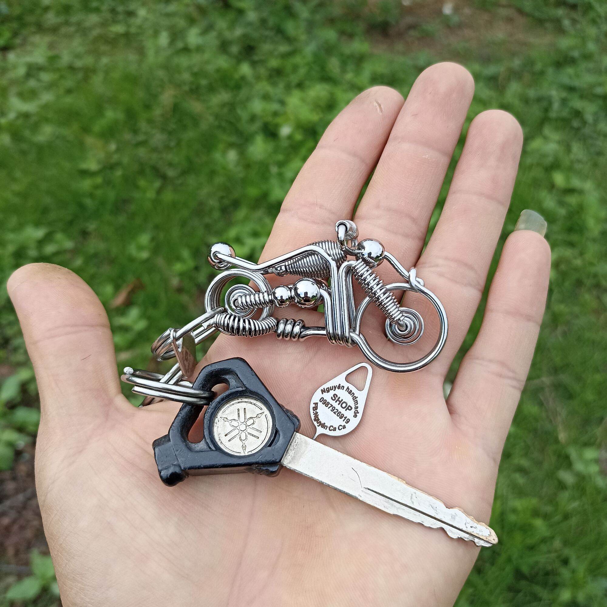 Móc khoá xe moto,chỉ có tại nguyên handmade shop.