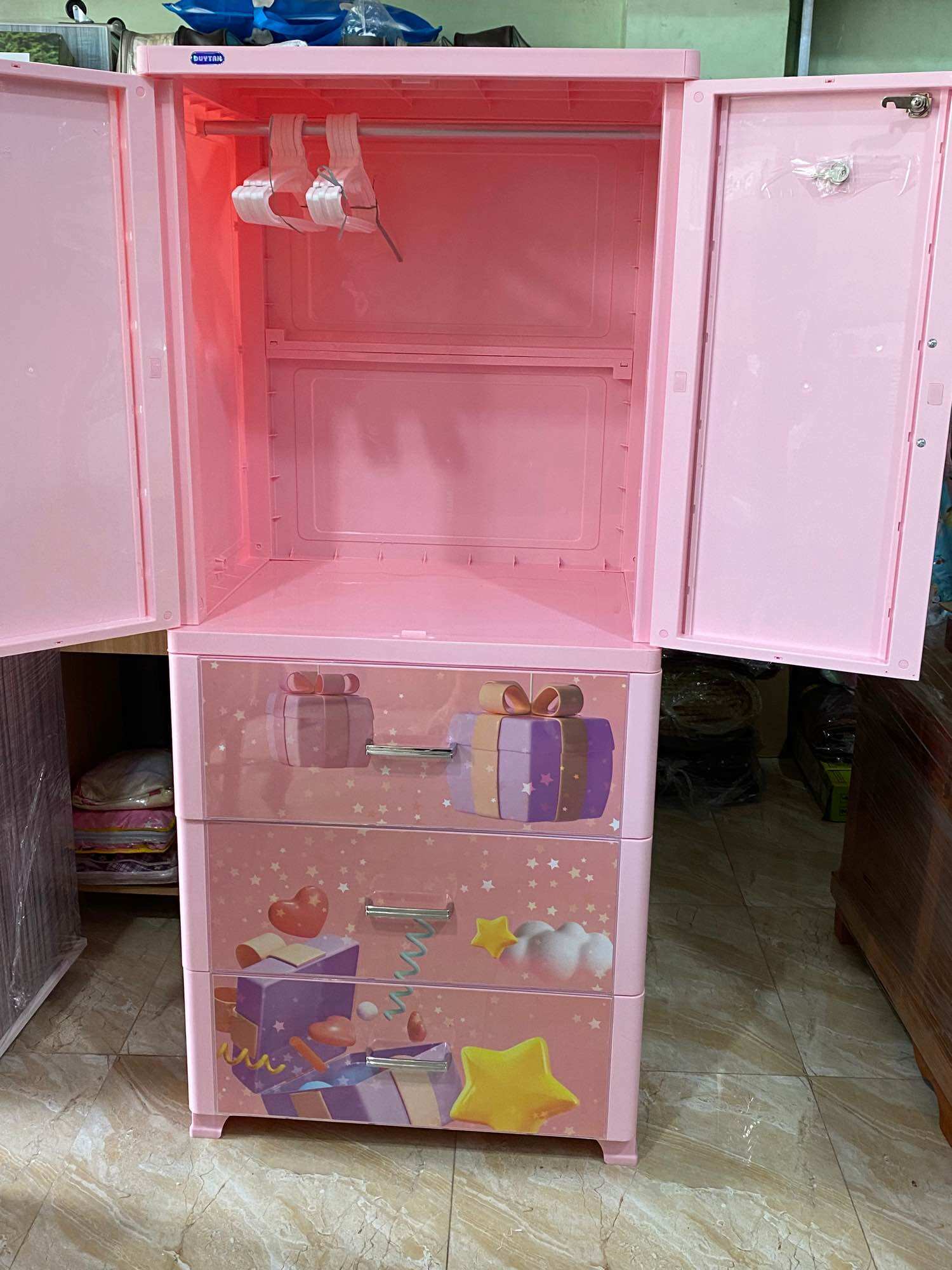 Tủ nhựa Duy Tân wing 2 cánh 3 ngăn