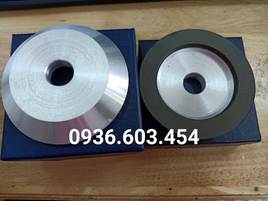 Đá mài hợp kim dùng mài mũi cnc độ mịn 600 bản rộng 1.5cm