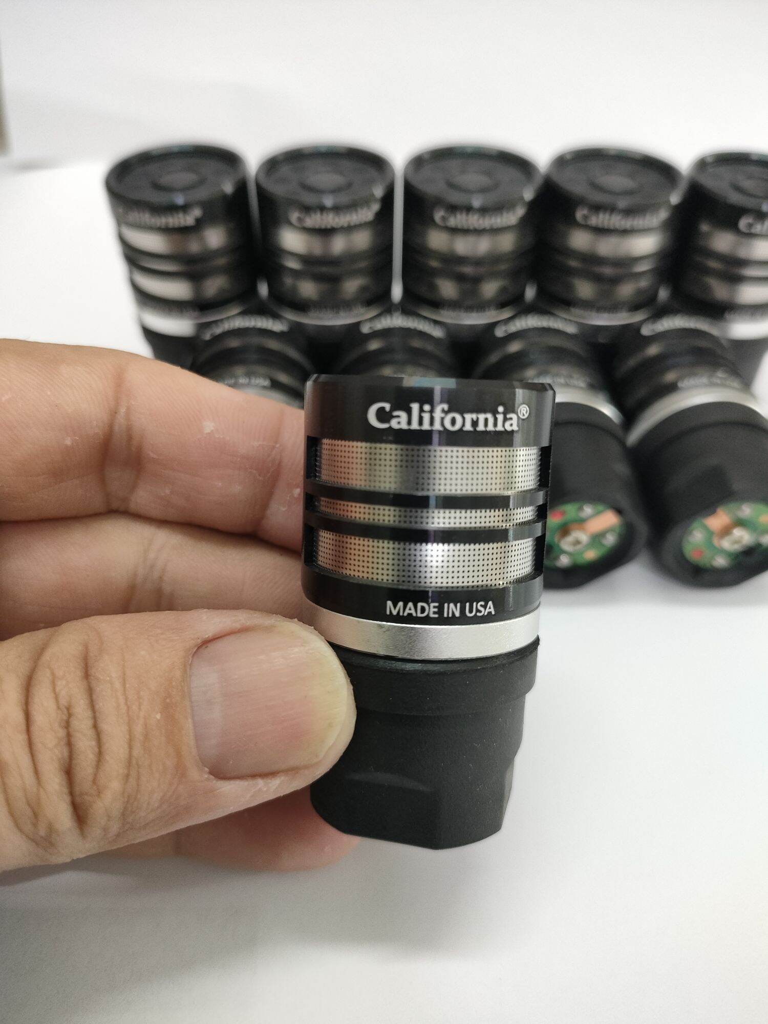 Củ Micro California Bãi Chống Hú Tốt - Tiếng Nhẹ