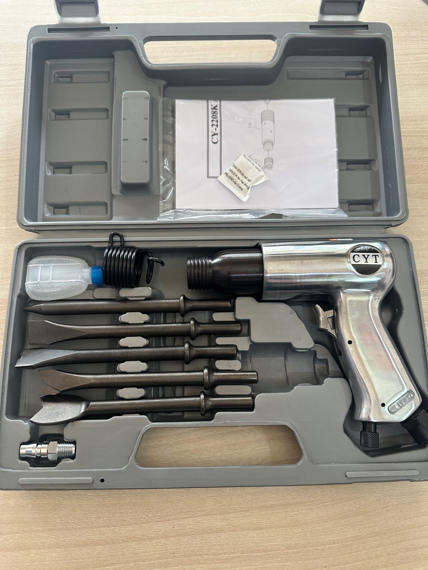 HCMMÁY ĐỤC HƠI CẦM TAY ZK-106k