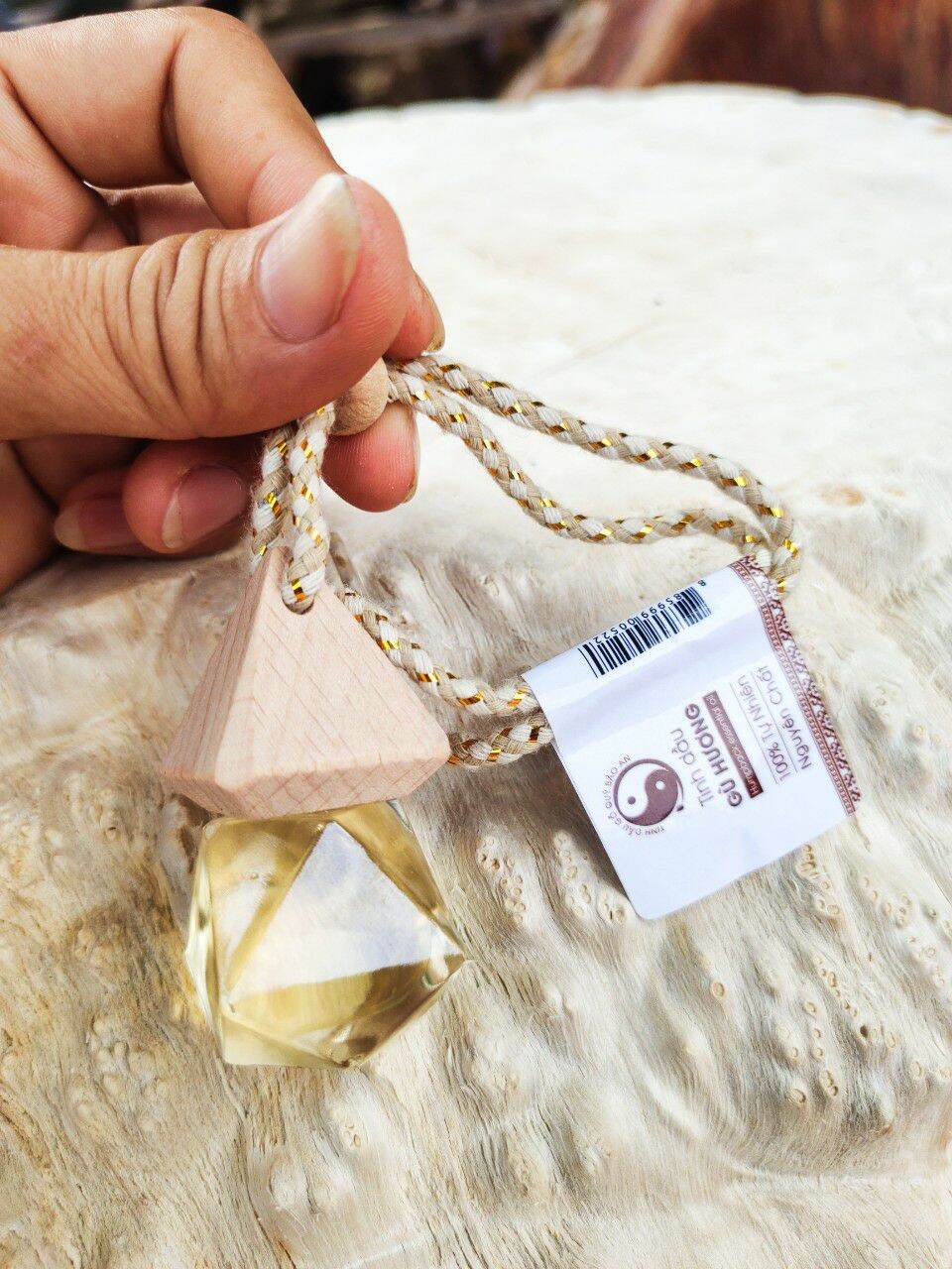 Tinh dầu Gù Hương Xá Xị nguyên chất 1 lọ treo xe