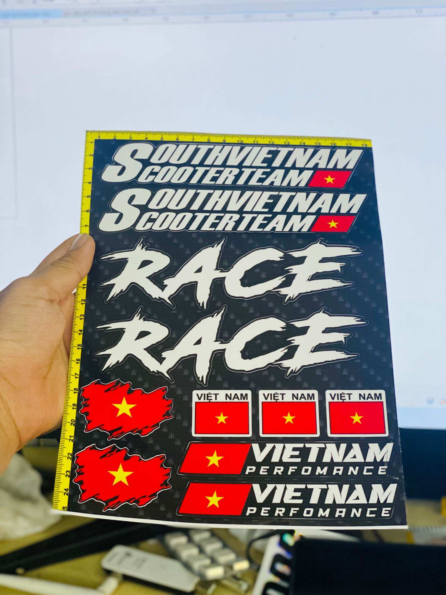 Set tem south viet nam và lá cờ