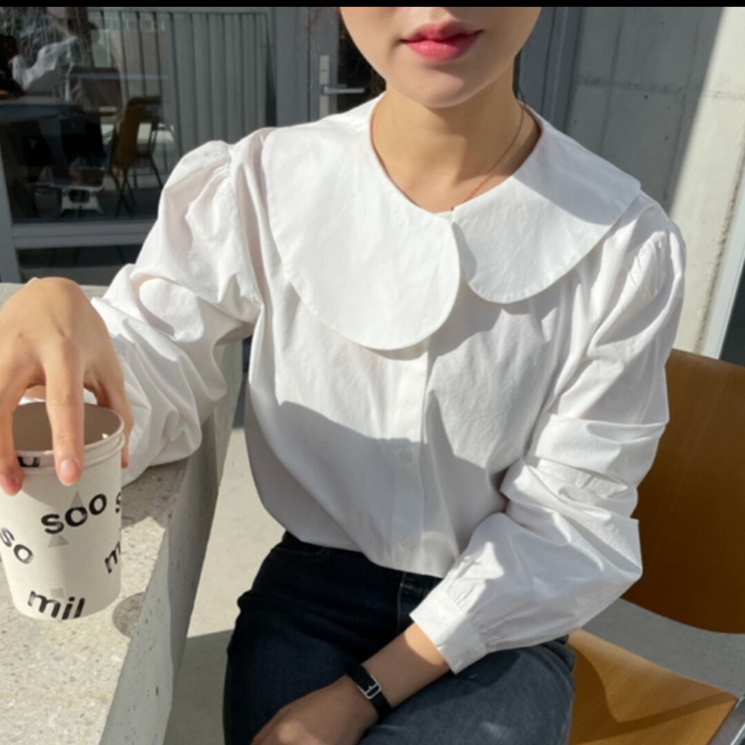 áo sơ mi cổ sen lệch phong cách hàn quốc