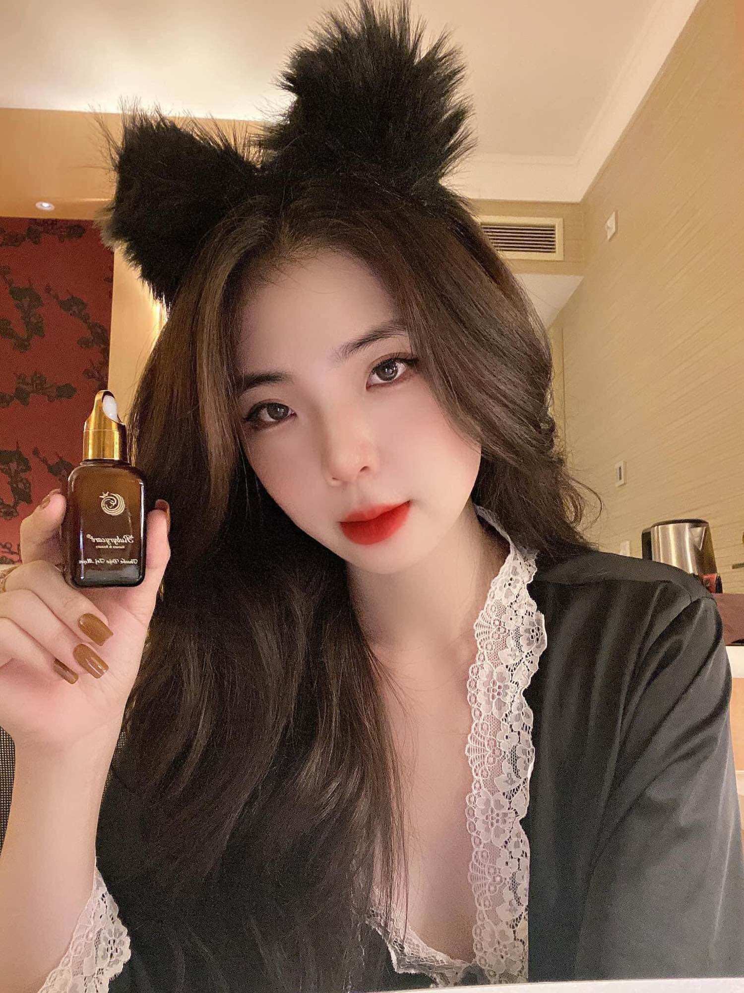 Thuốc trị mụn RubyCare