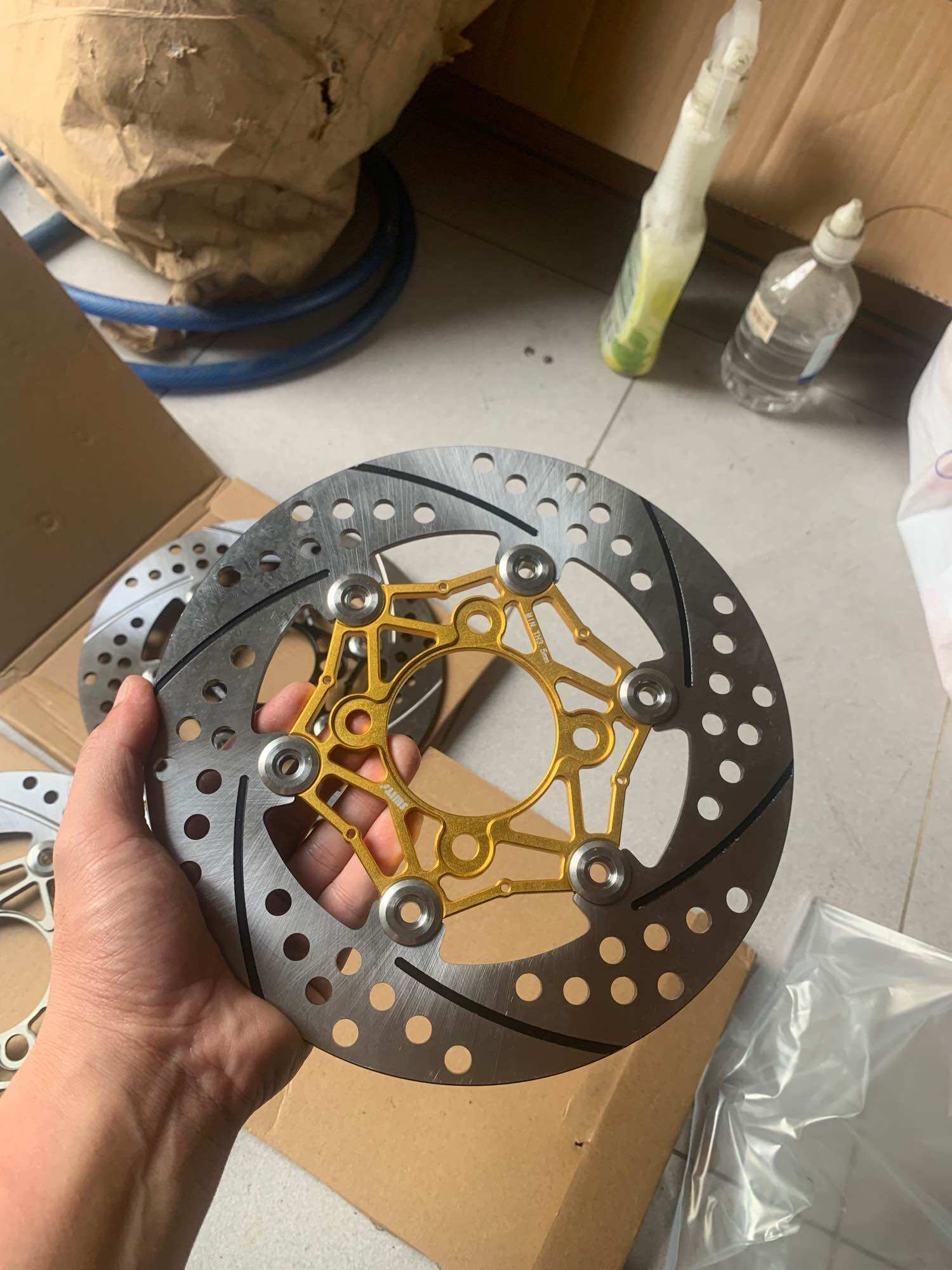 Đĩa 220mm gắn tất cả các dòng xe máy